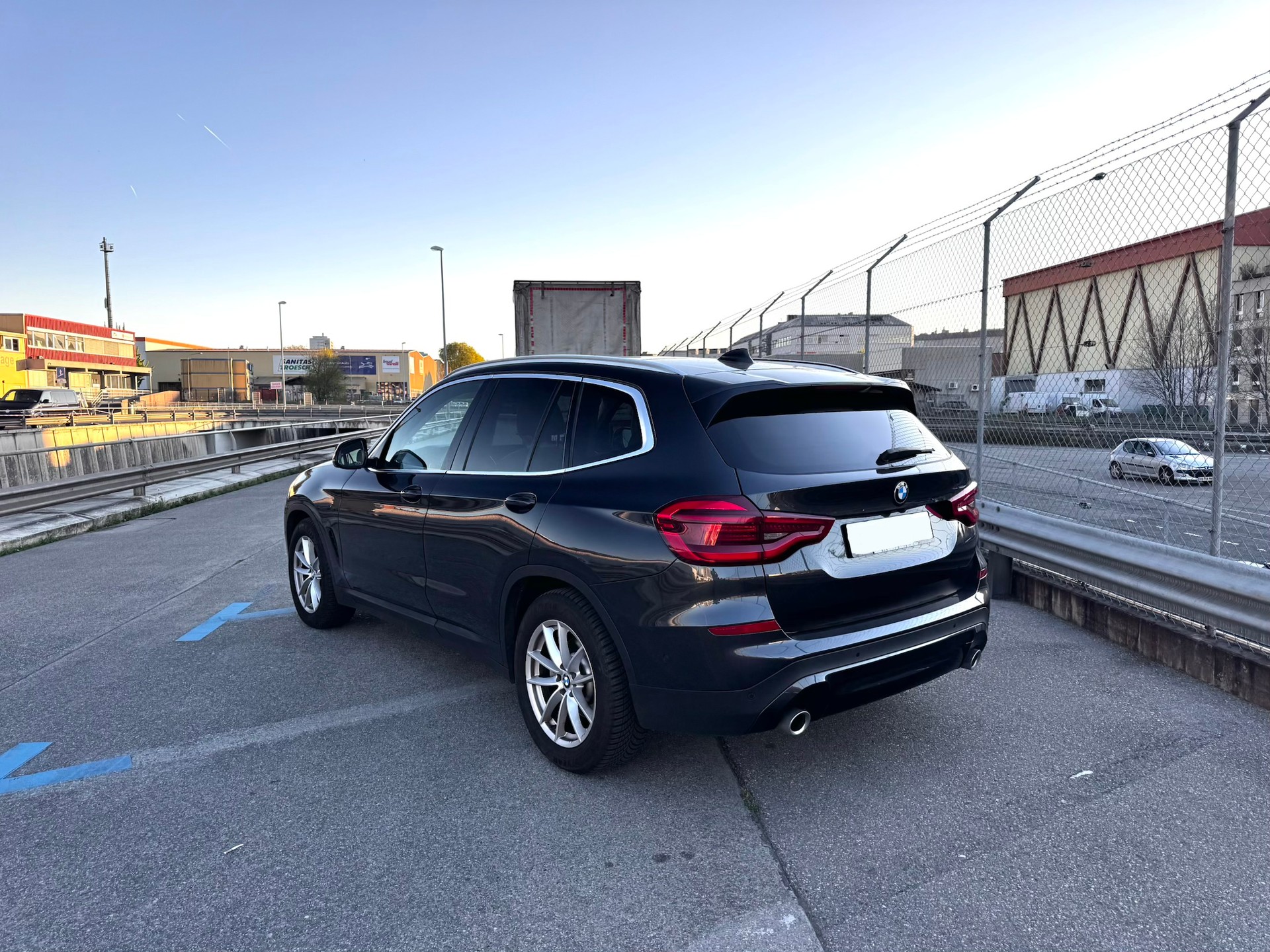 BMW X3 xDrive 20i Steptronic-image-1