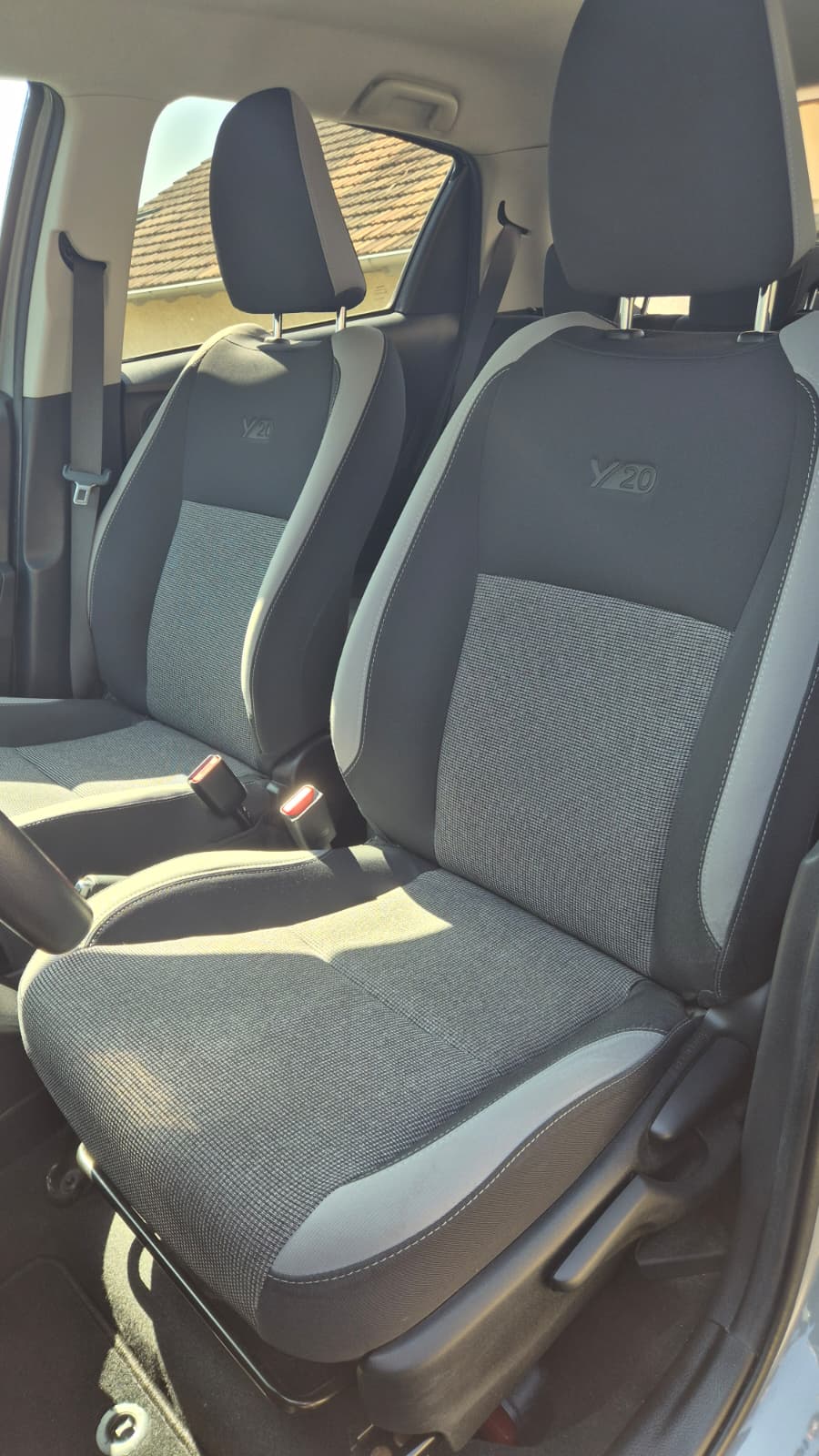 TOYOTA Yaris 1.5 Trend-image-4