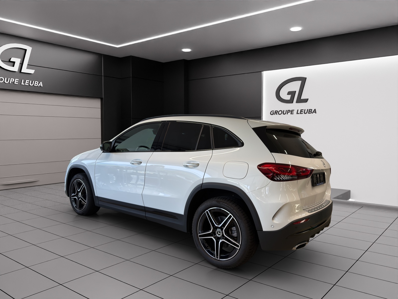 Image MERCEDES-BENZ GLA-250 GLA 250e AMG Line 8G-DCT