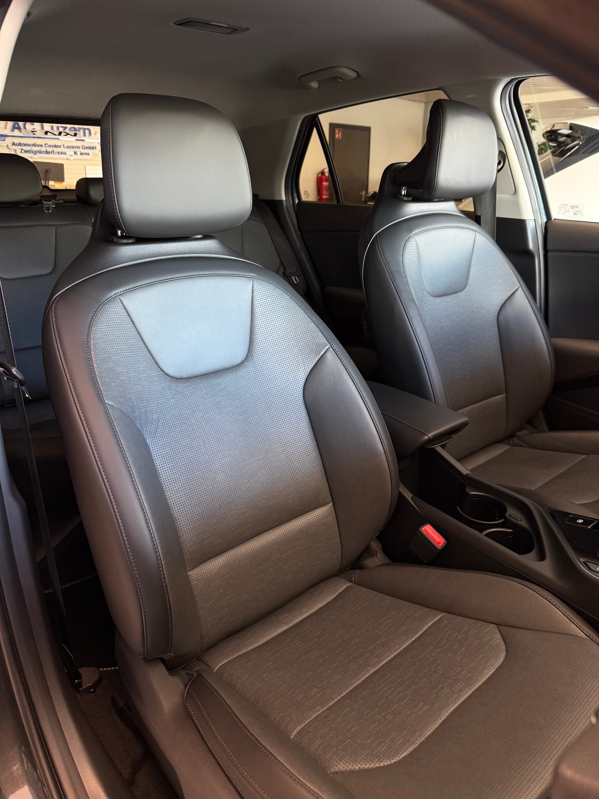 KIA Niro EV 64,8 kWh Style | CH-Fahrzeug mit 7 Jahren Werksgarantie-image-13