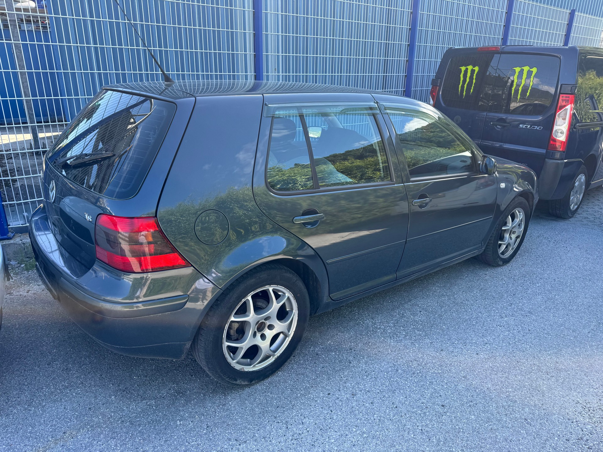 VW Golf 1.6 16V Comfortline-image-2