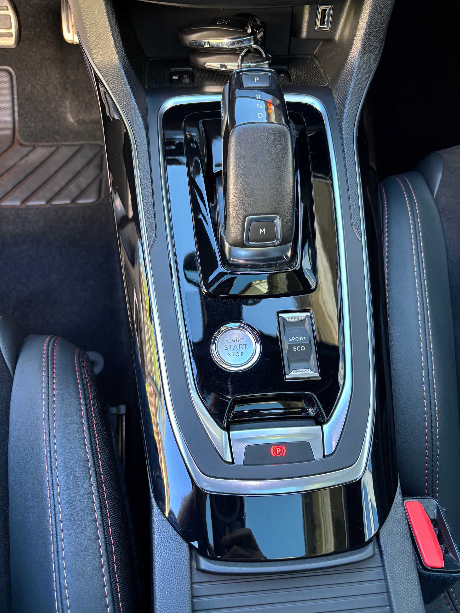 PEUGEOT 308 1.6 THP GT EAT-image-9