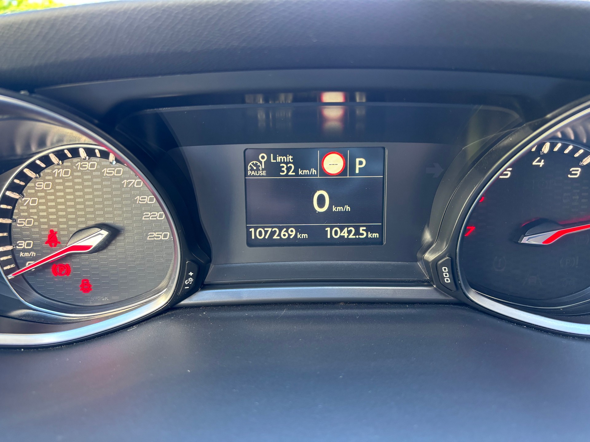 PEUGEOT 308 1.6 THP GT EAT-image-10