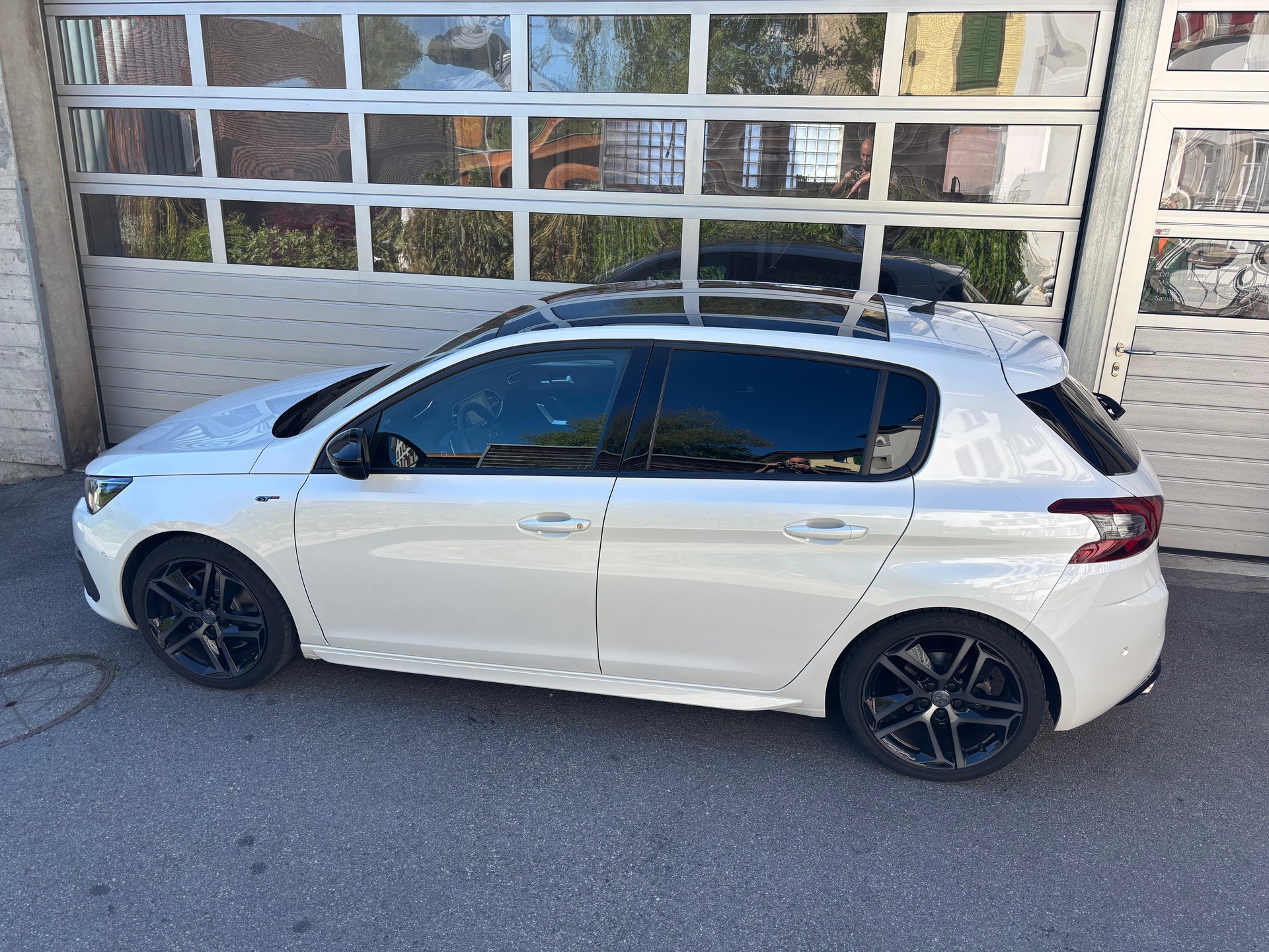 PEUGEOT 308 1.6 THP GT EAT-image-0