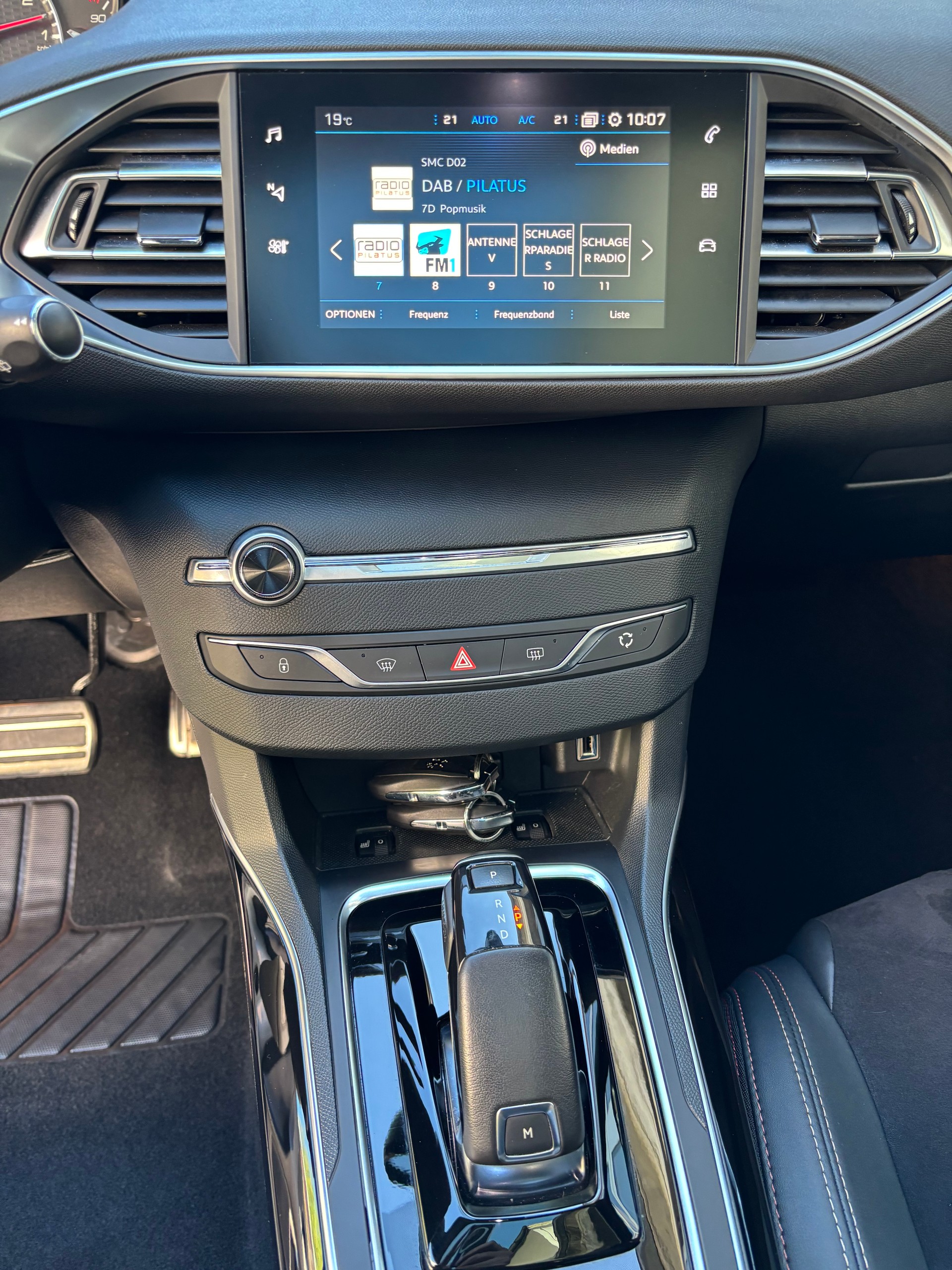 PEUGEOT 308 1.6 THP GT EAT-image-8