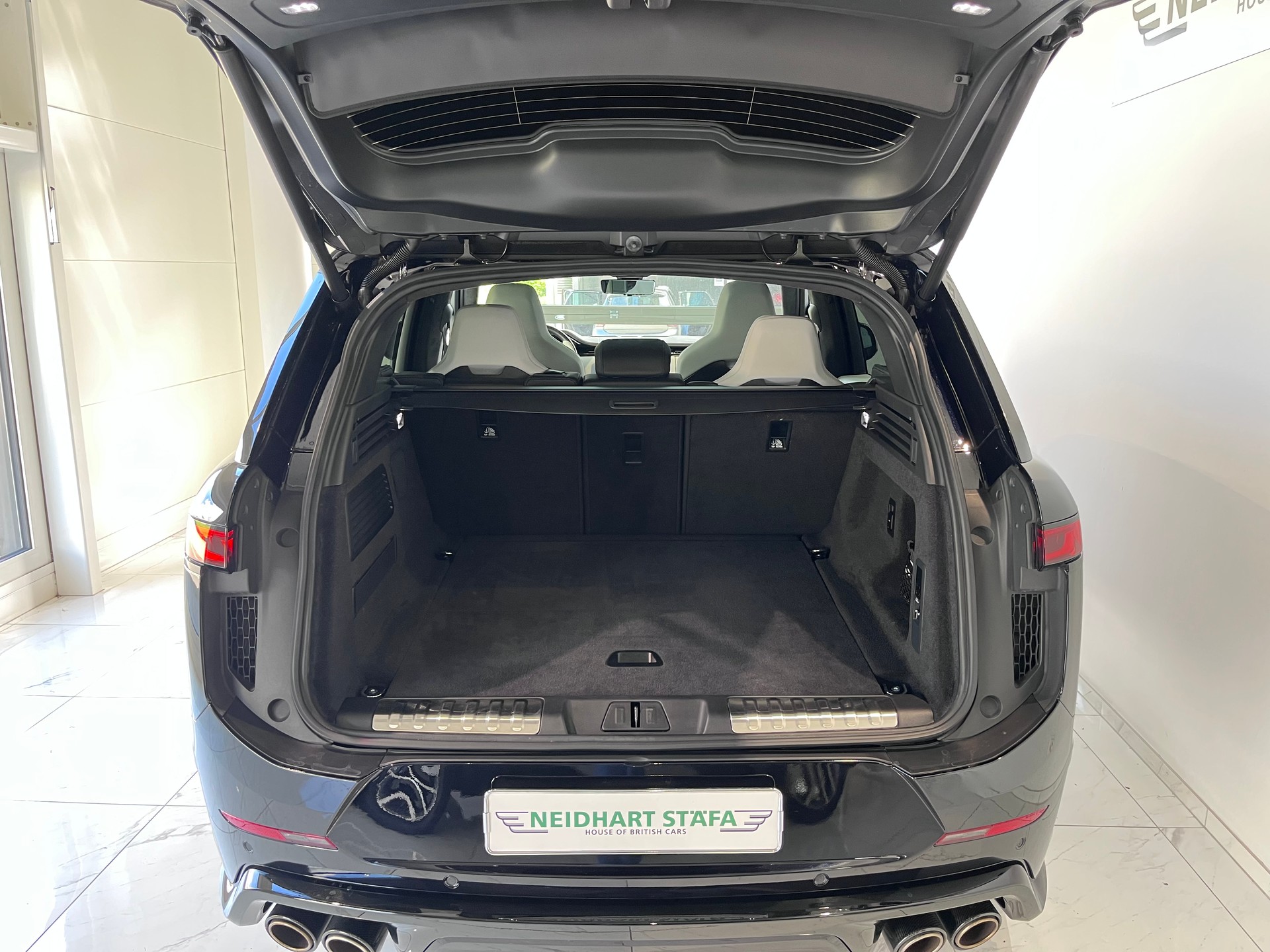 LAND ROVER Range Rover Sport P635 SV Edition Two-image-9