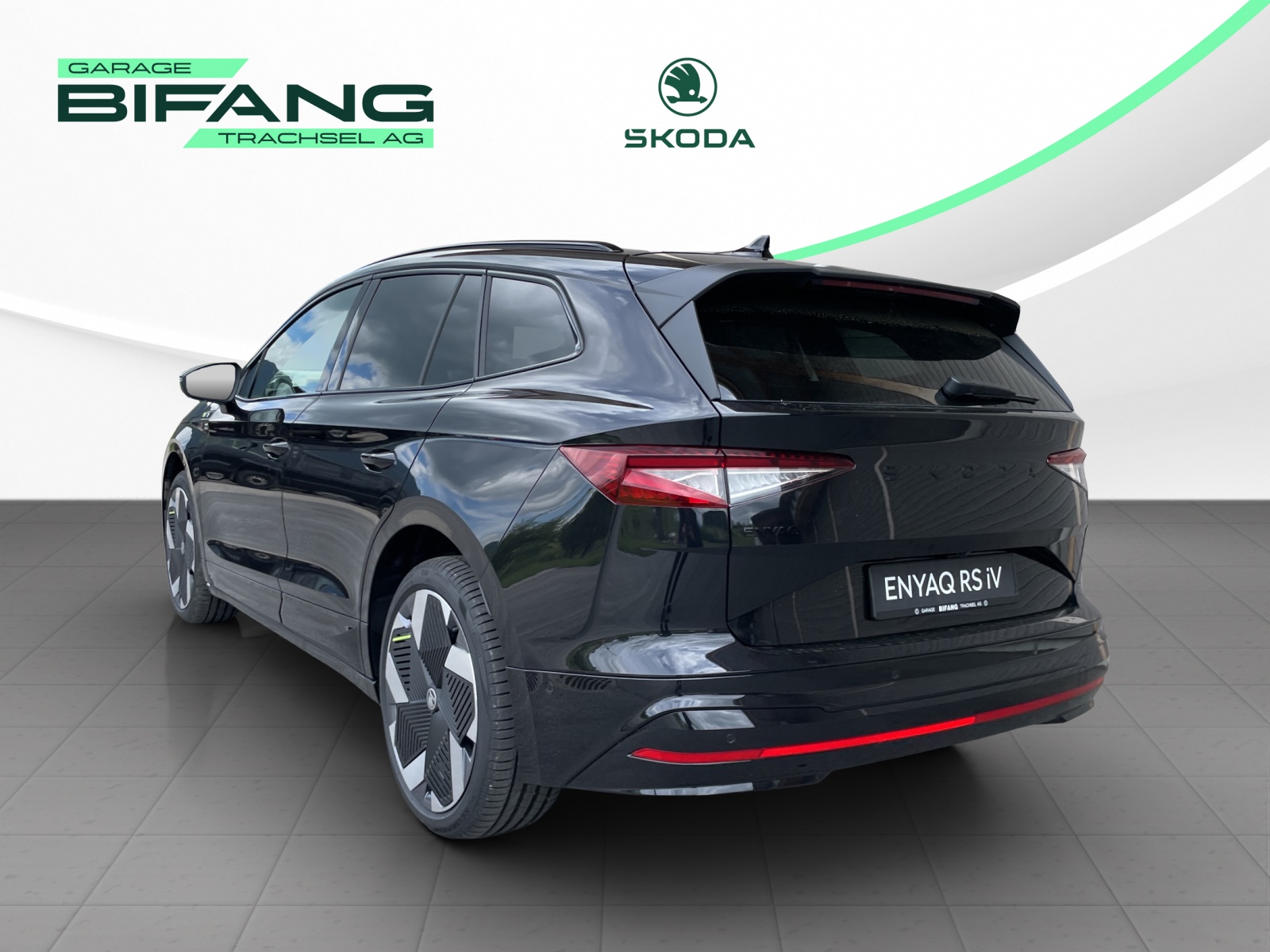 SKODA Enyaq 4x4 RS-image-3