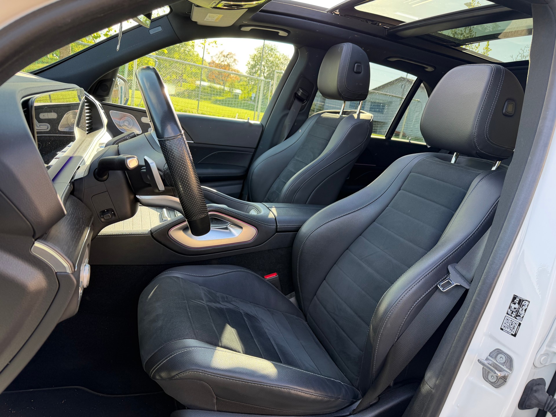 MERCEDES-BENZ GLE 350 d AMG Line 4matic-image-9