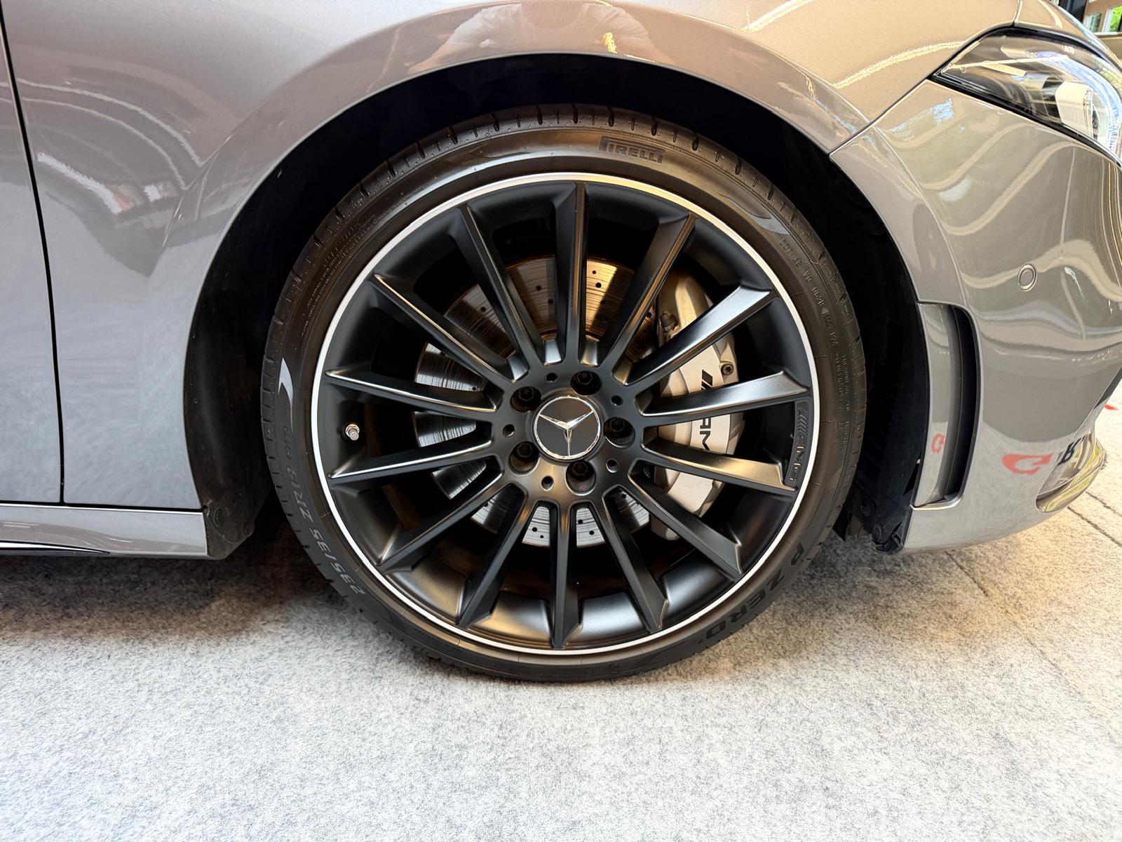 MERCEDES-BENZ A 35 AMG 4matic-image-9