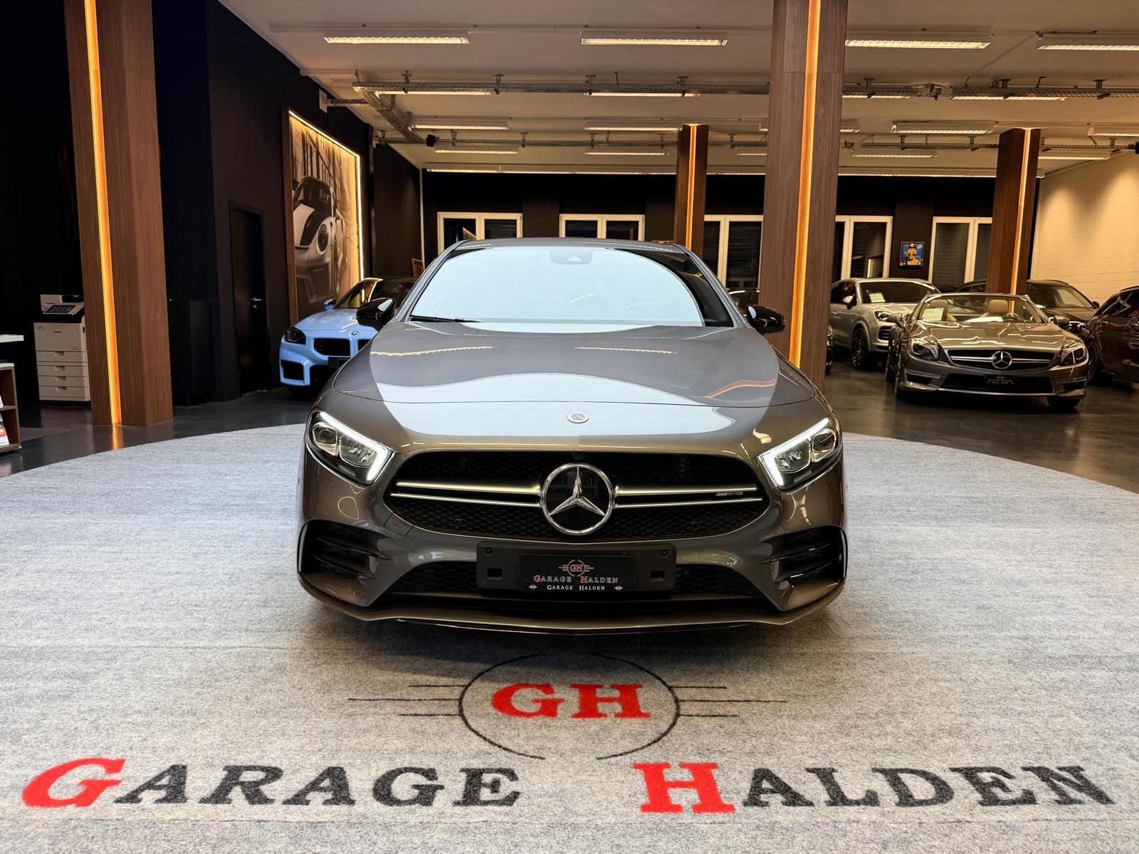 MERCEDES-BENZ A 35 AMG 4matic-showroom-element-1