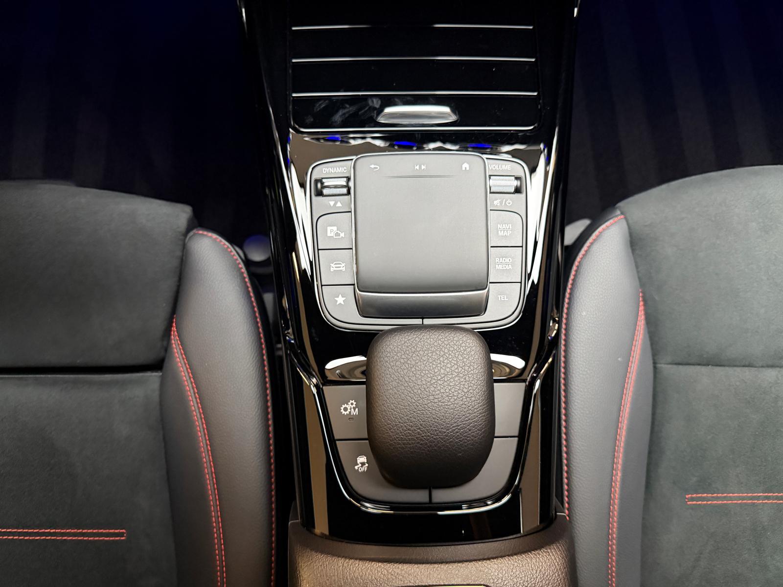 MERCEDES-BENZ A 35 AMG 4matic-image-23