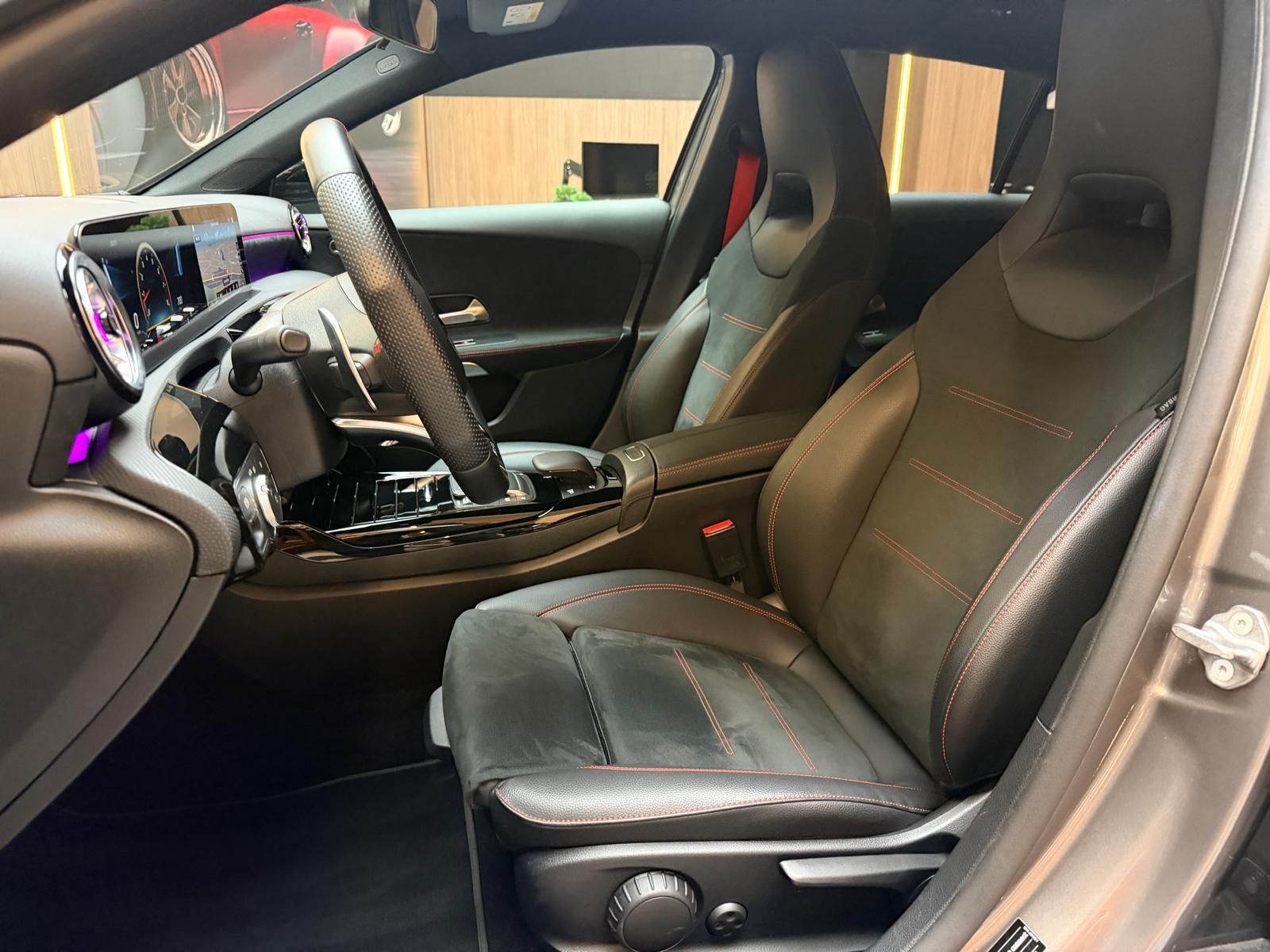 MERCEDES-BENZ A 35 AMG 4matic-image-15