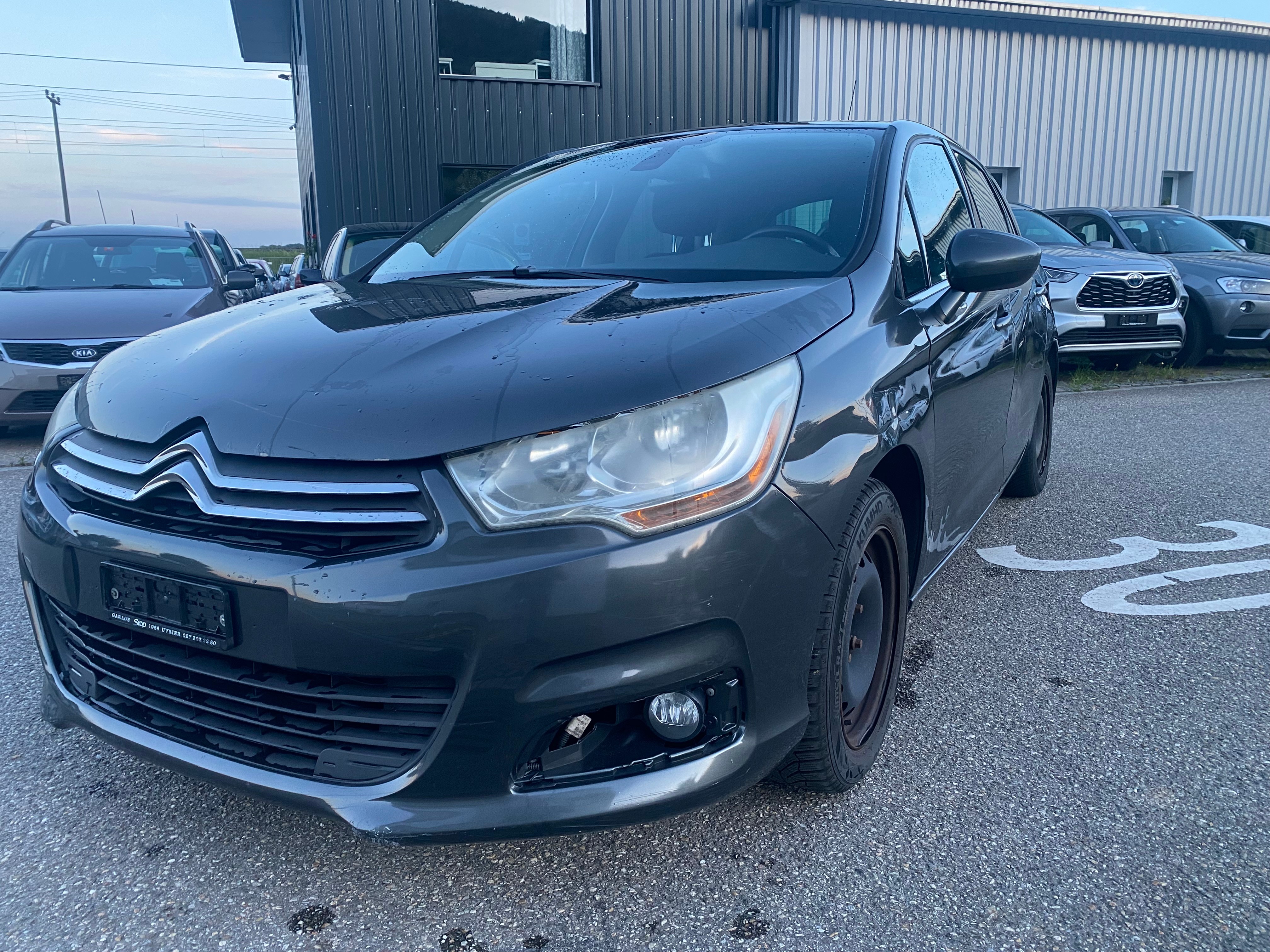 Car photo