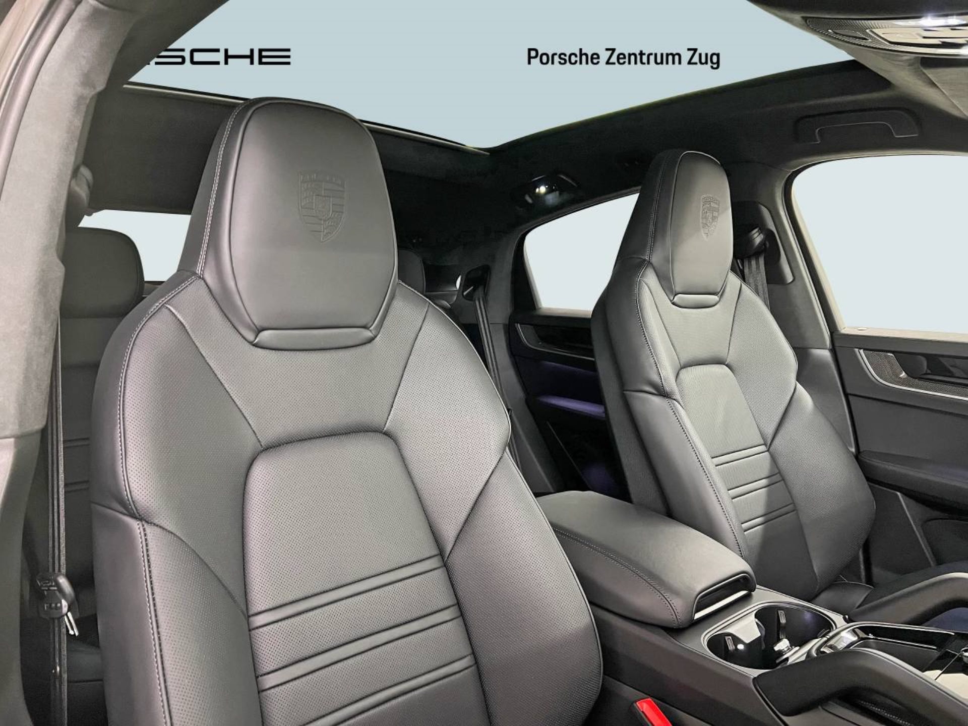 PORSCHE Cayenne Turbo E-Hybrid Coupé-image-18