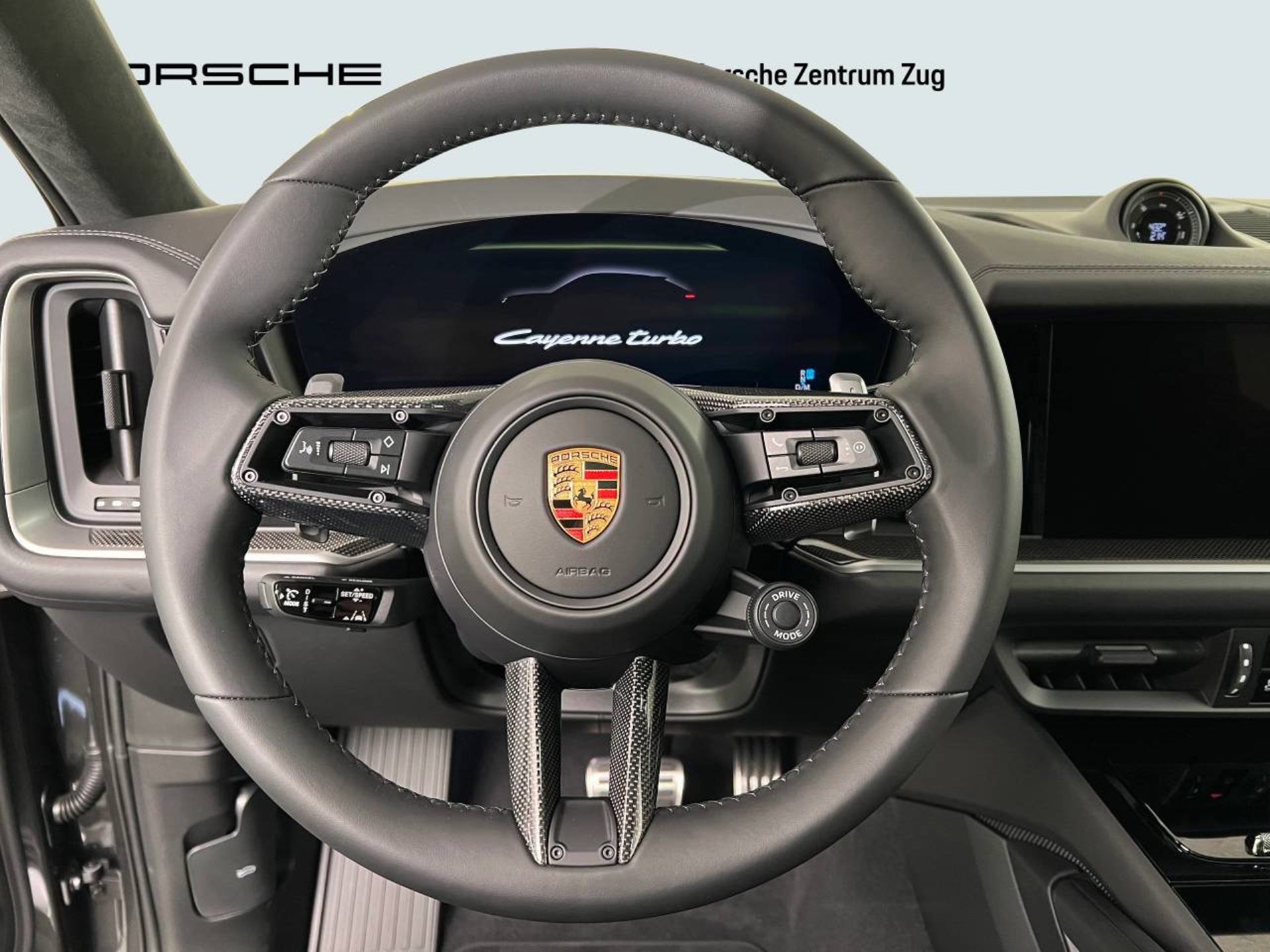 PORSCHE Cayenne Turbo E-Hybrid Coupé-image-13