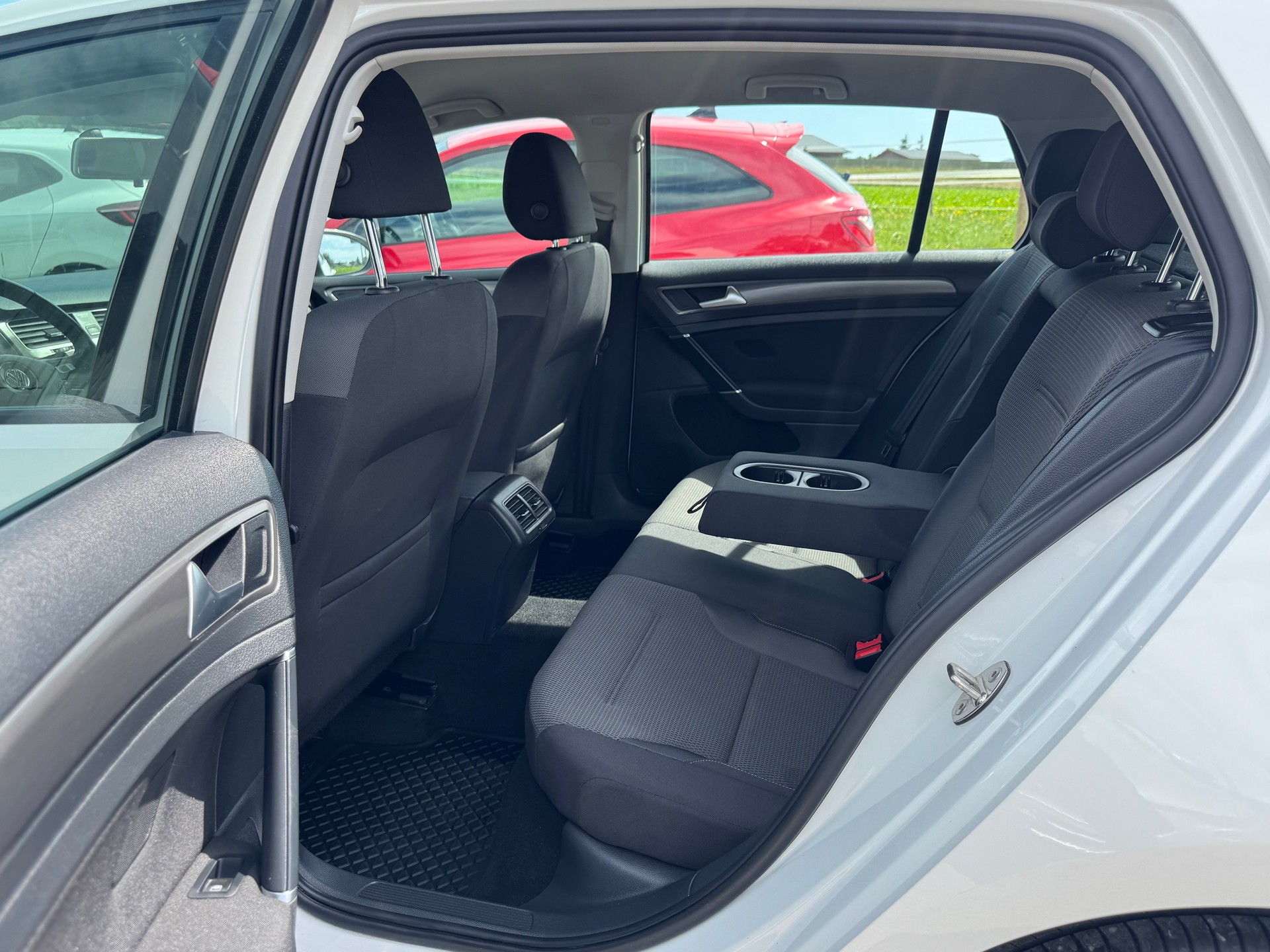 VW Golf 1.2 TSI Comfortline DSG-image-9