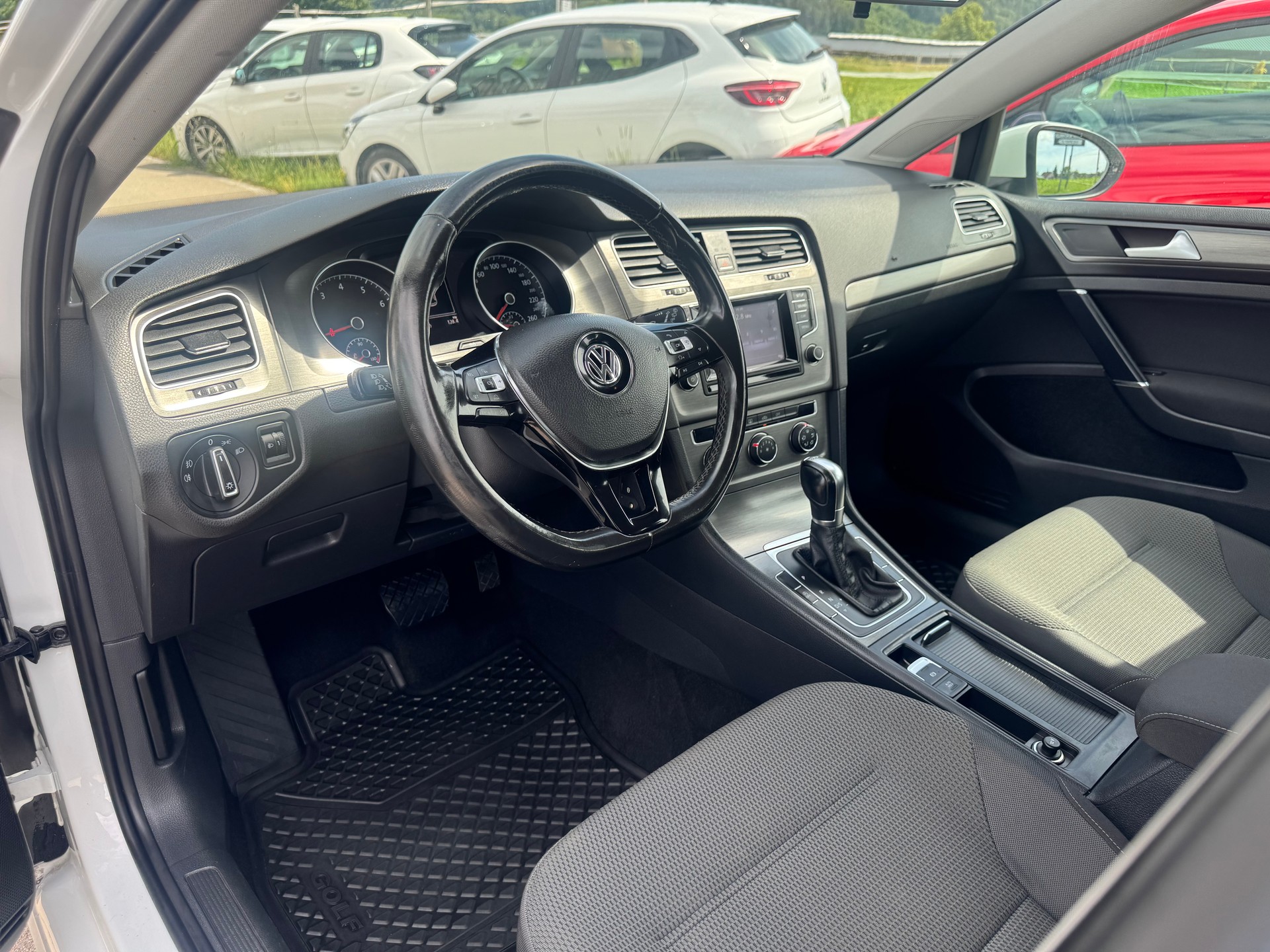 VW Golf 1.2 TSI Comfortline DSG-image-5