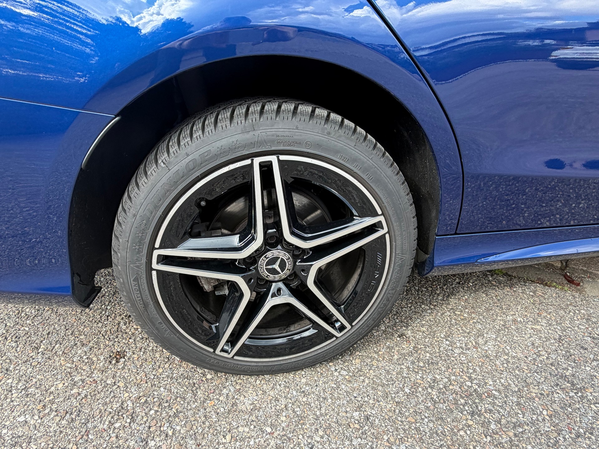MERCEDES-BENZ C 200 Swiss Star AMG Line 4matic-image-1