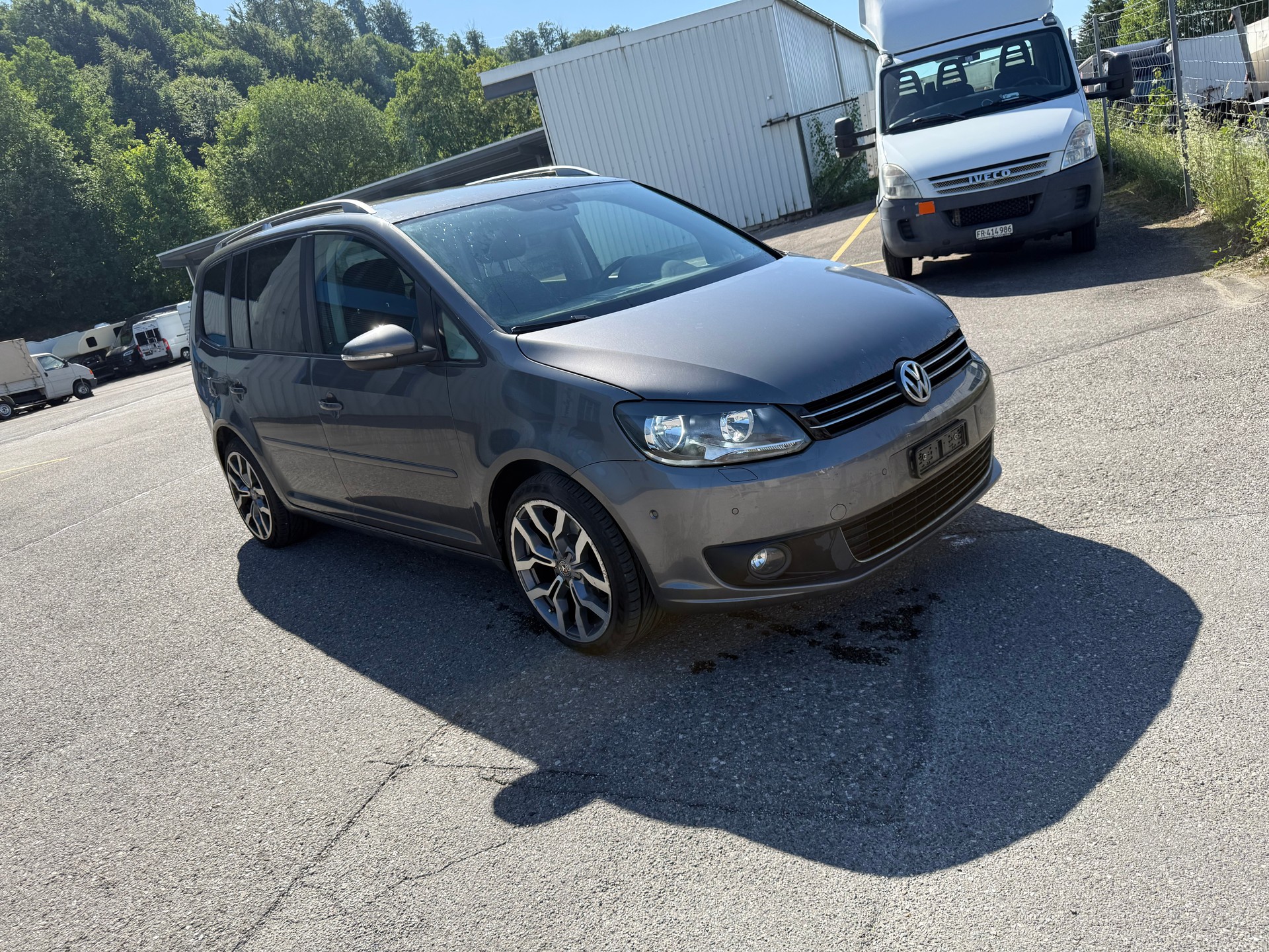 VW Touran 1.4 TSI Highline DSG-image-2