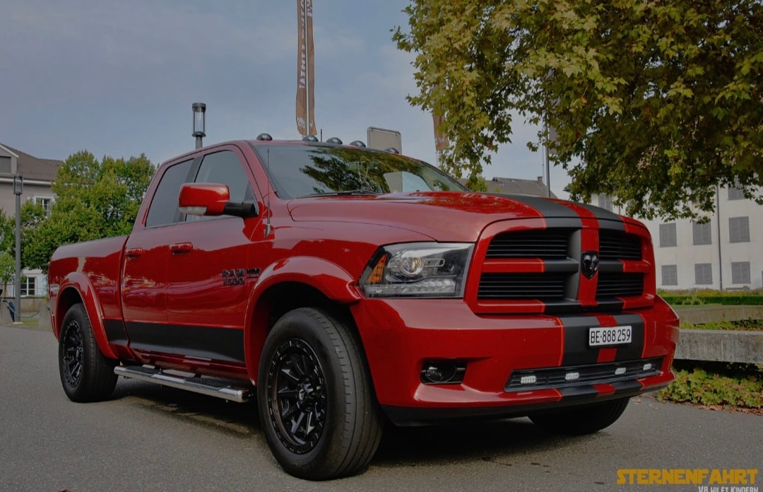 DODGE Sport