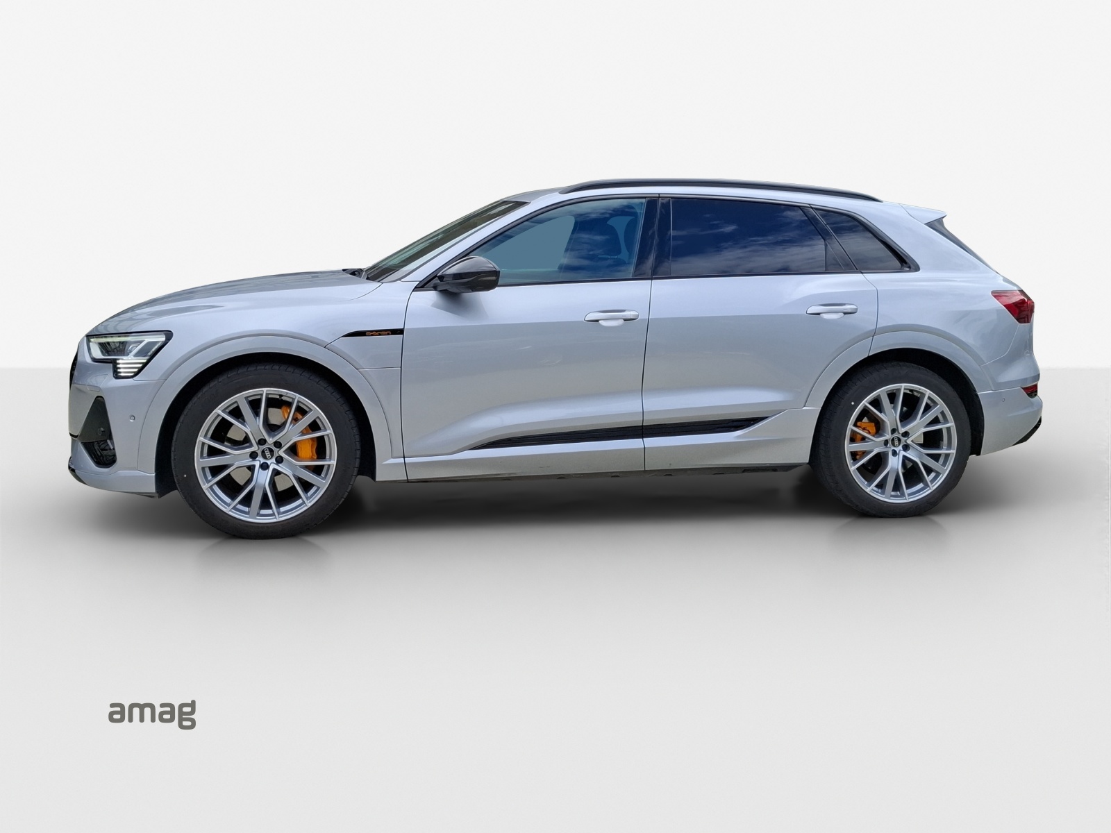 AUDI e-tron 55 S Line Black Edition quattro-image-1