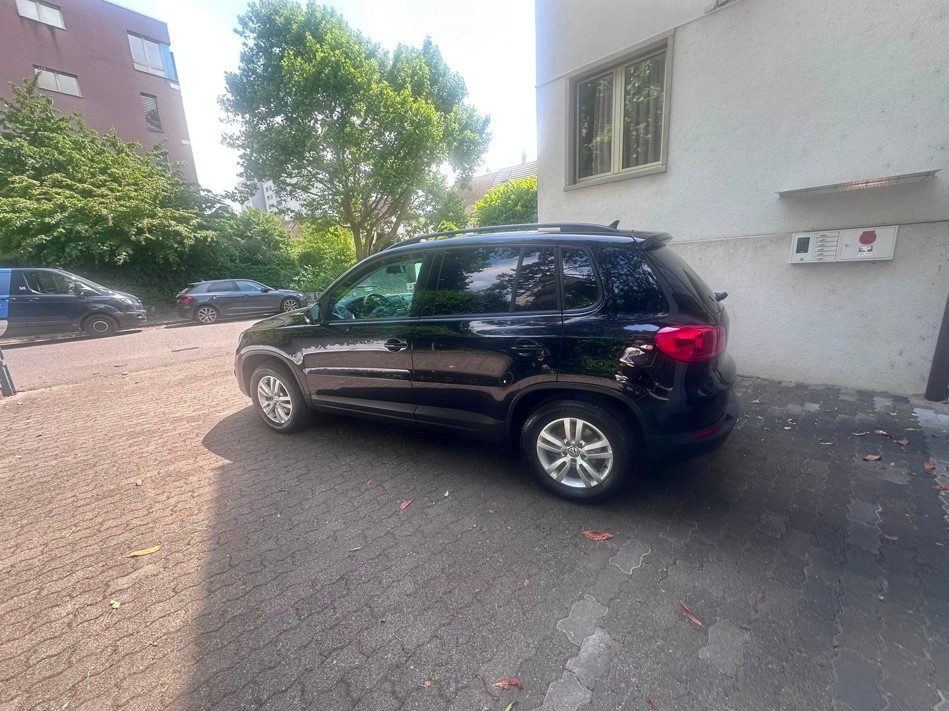 VW TIGUAN 1.4 - TSI - BLUE MOTION - "TREND & FUN" 4x2-image-4