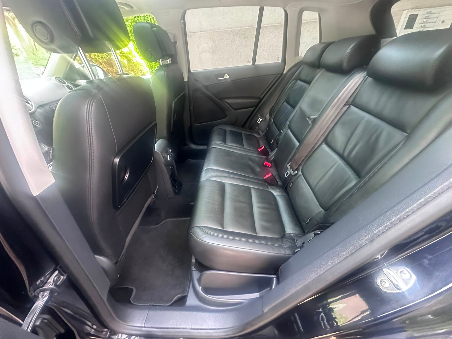 VW TIGUAN 1.4 - TSI - BLUE MOTION - "TREND & FUN" 4x2-image-8