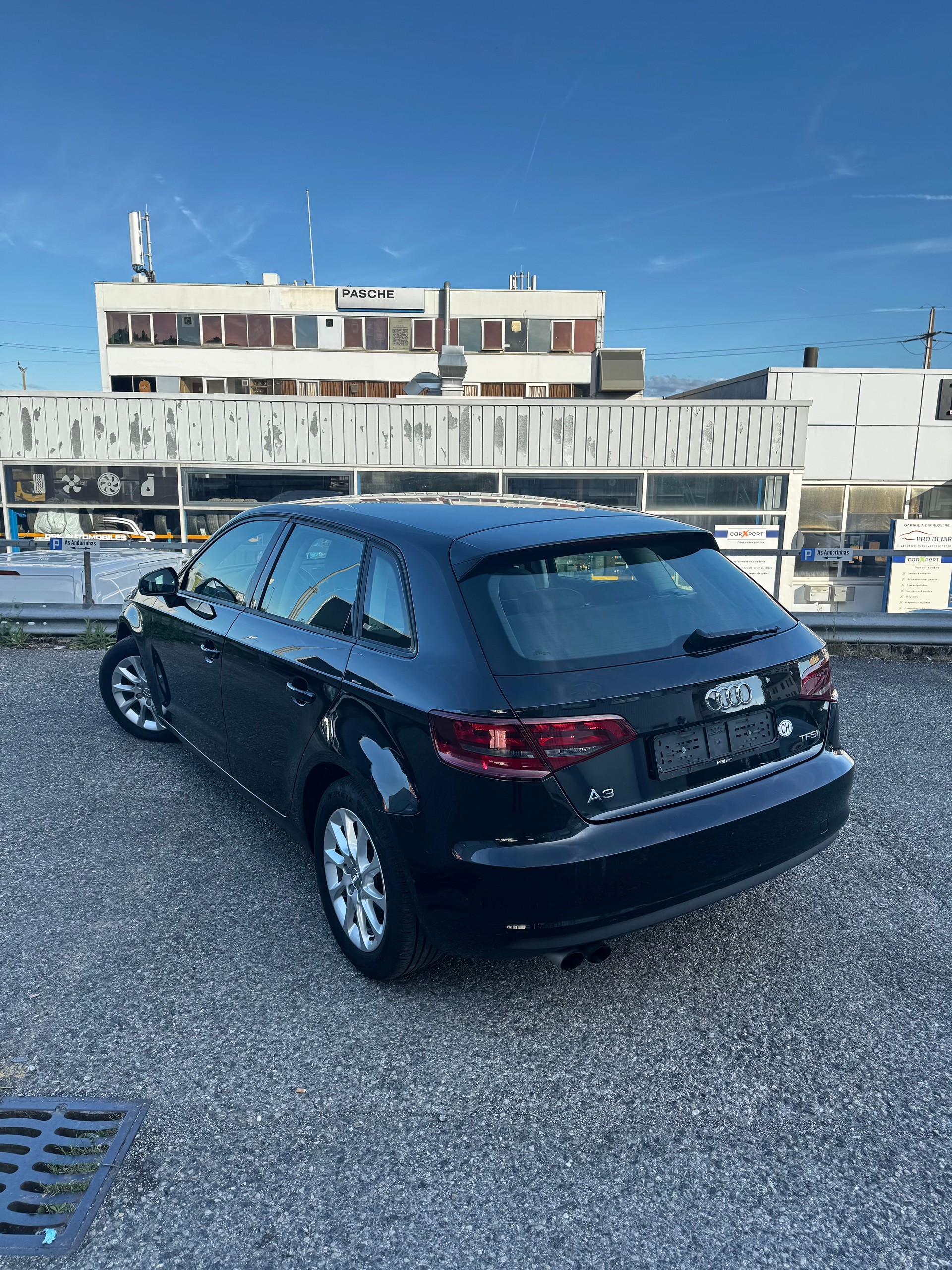 AUDI A3 Sportback 1.4 TFSI Attraction-image-3