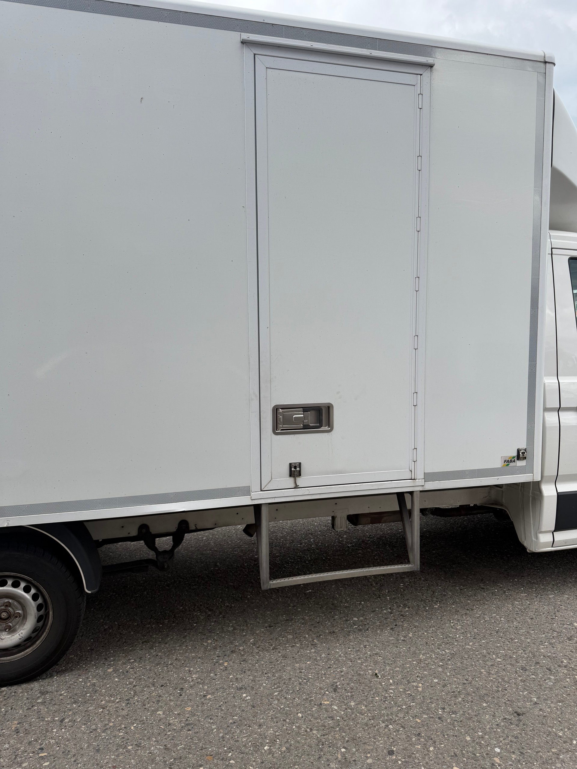 VW CRAFTER-image-4