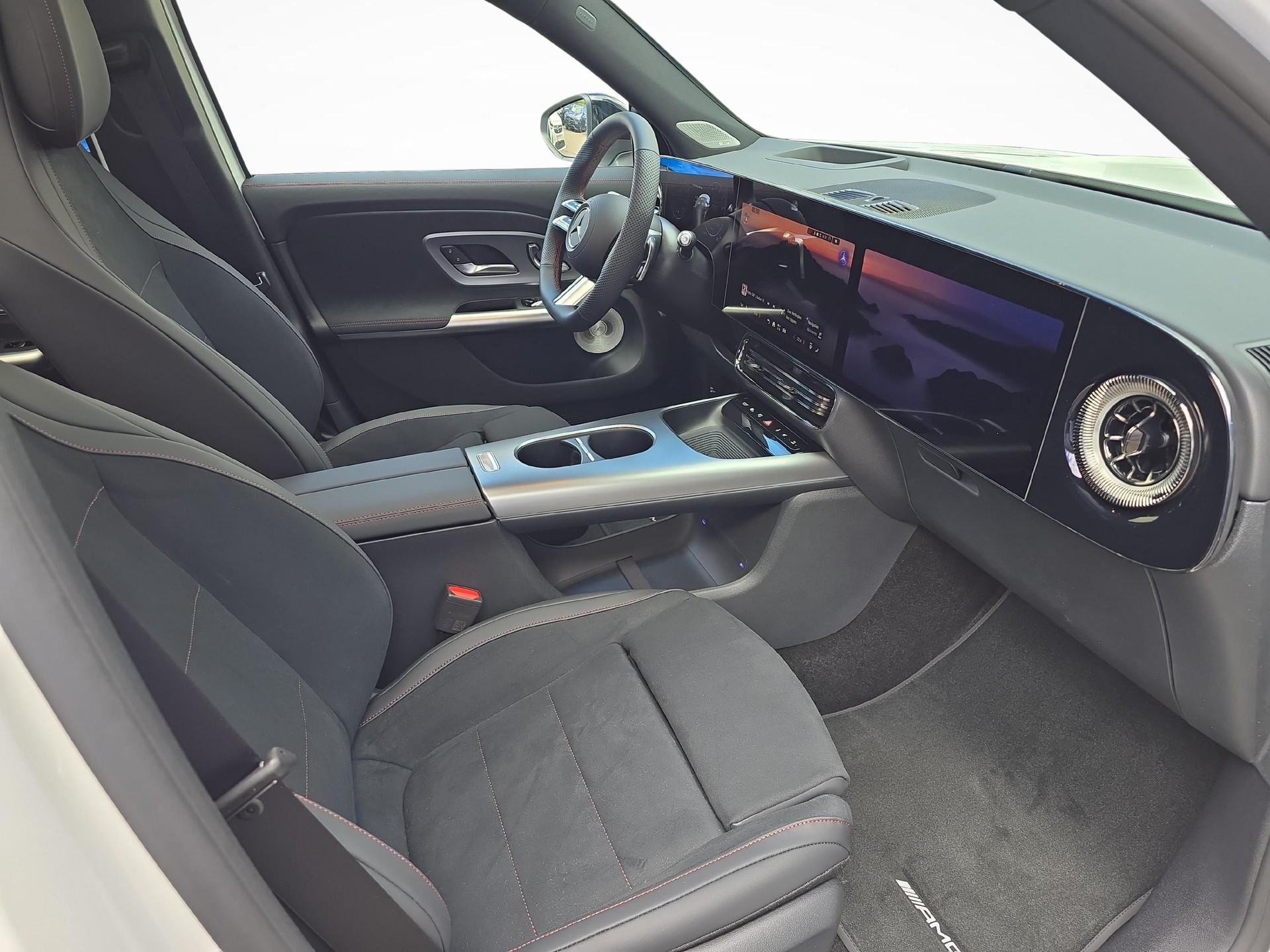 MERCEDES-BENZ GLB 350 4MATIC EQ Technology-image-9