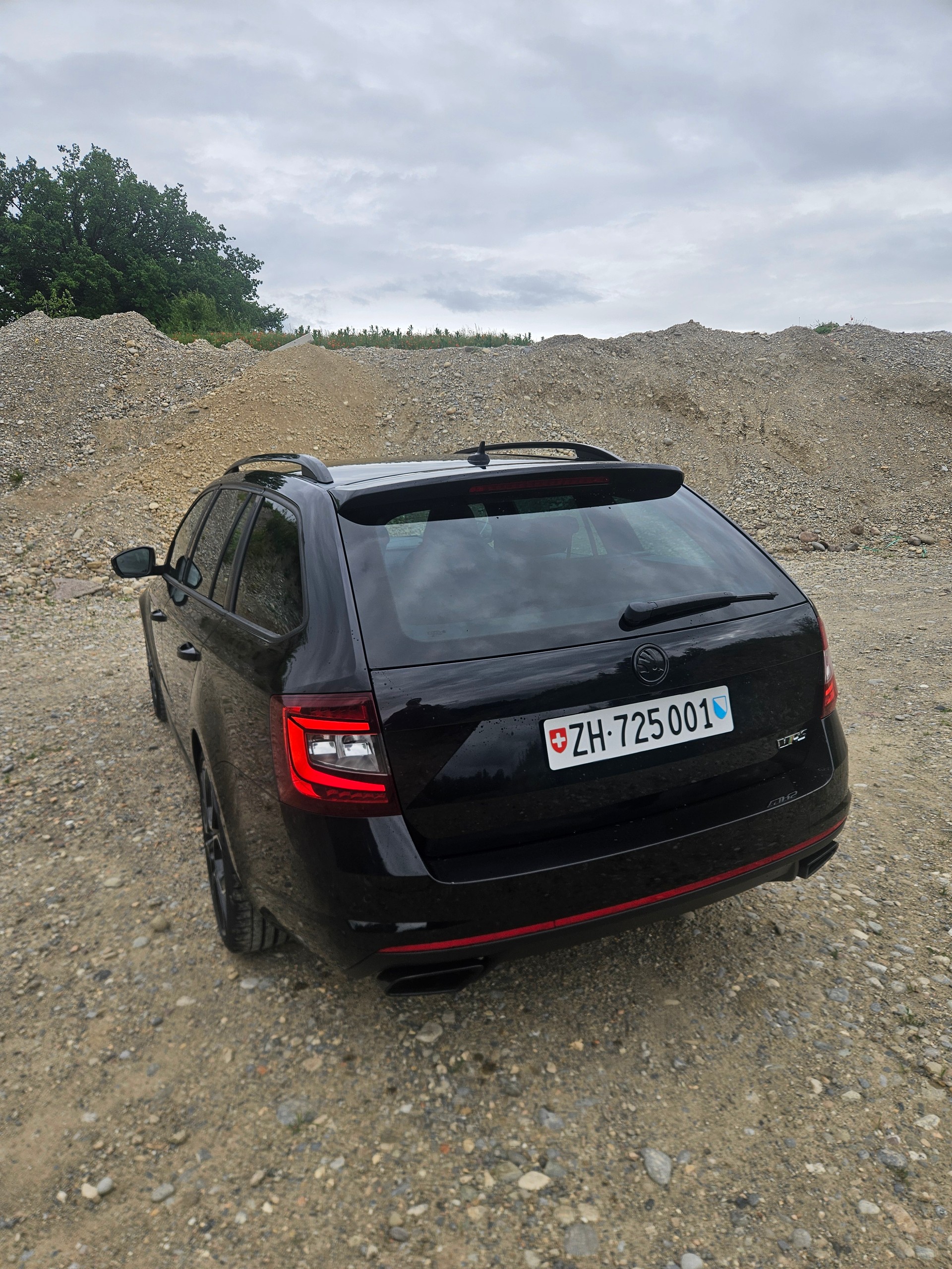 SKODA 2.0 TSI 245 RS DSG-image-2