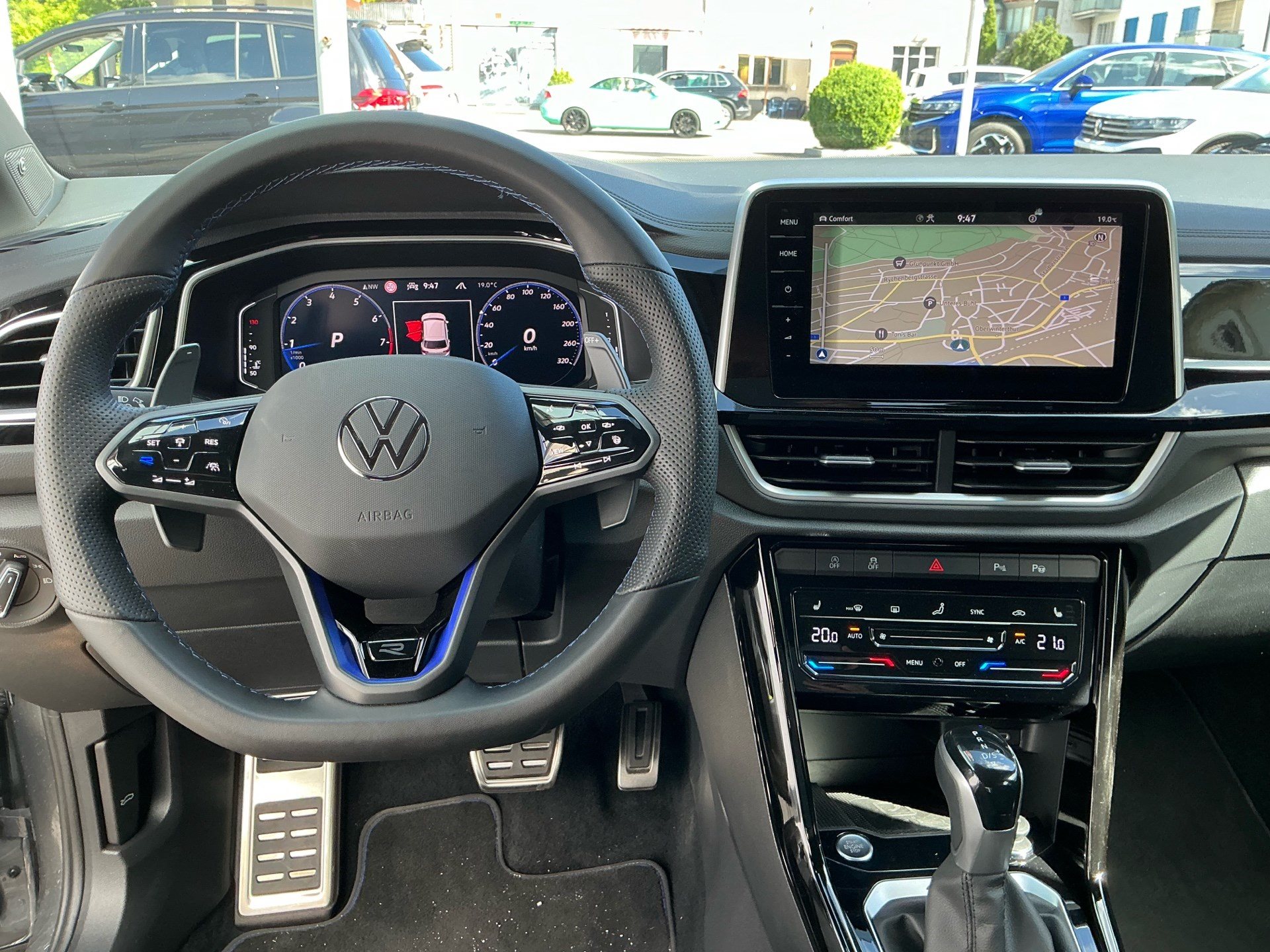 VW T-Roc R 4Motion *** LEDER NAPPA & PANORAMAGLASDACH ***-image-9