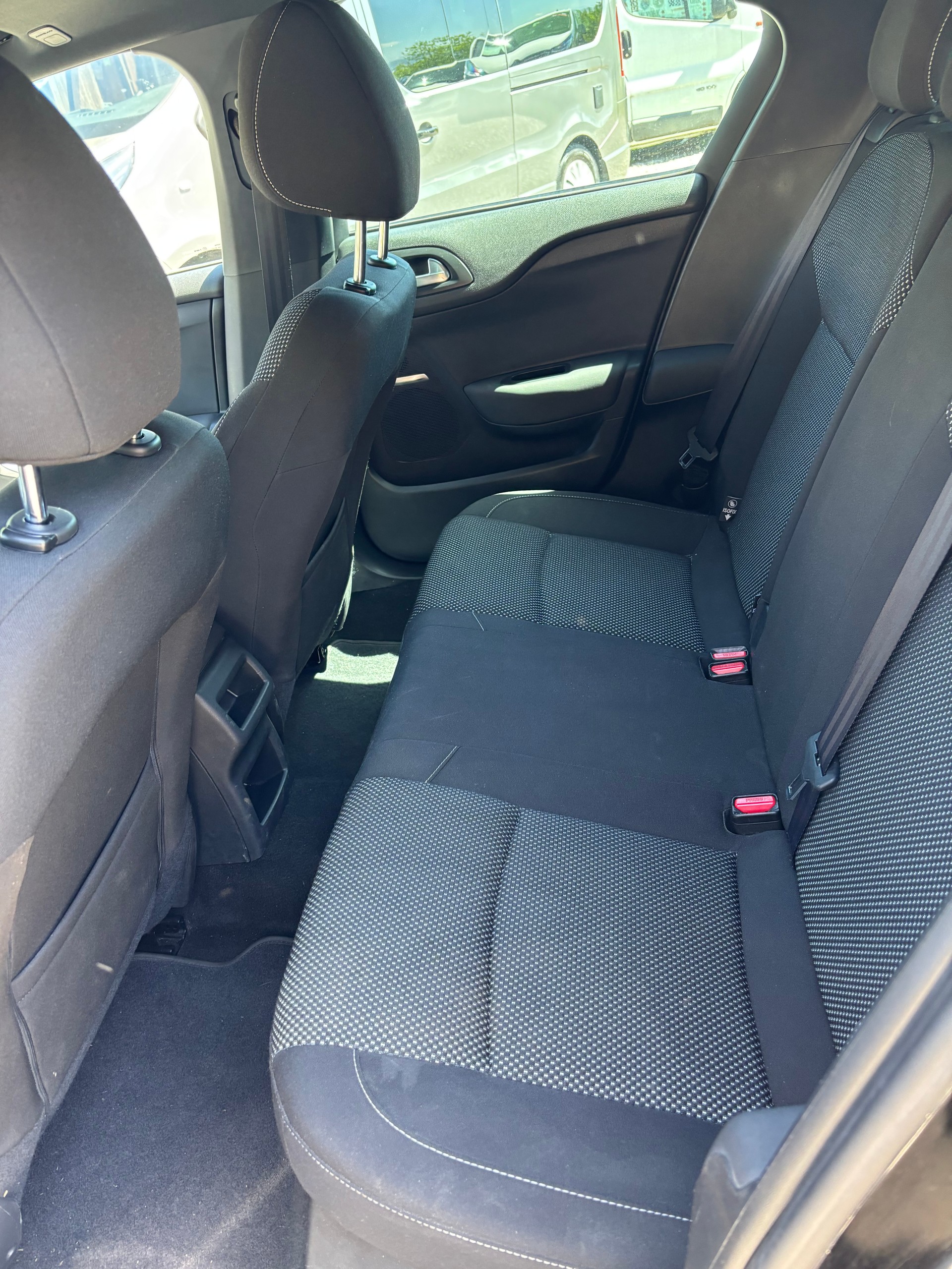 DS AUTOMOBILES DS4 1.6 HDi Chic-image-7
