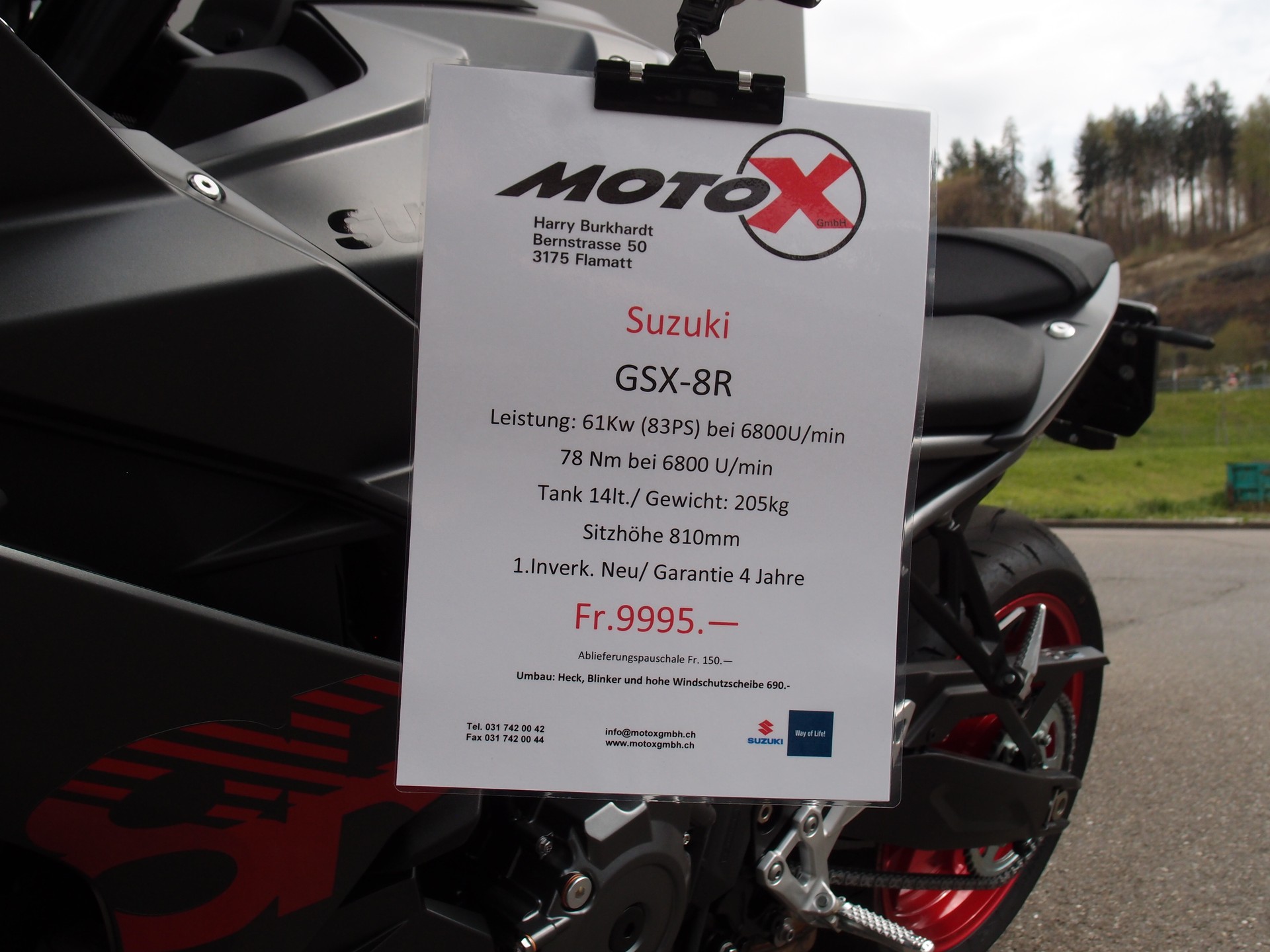 SUZUKI GSX-8R-image-7