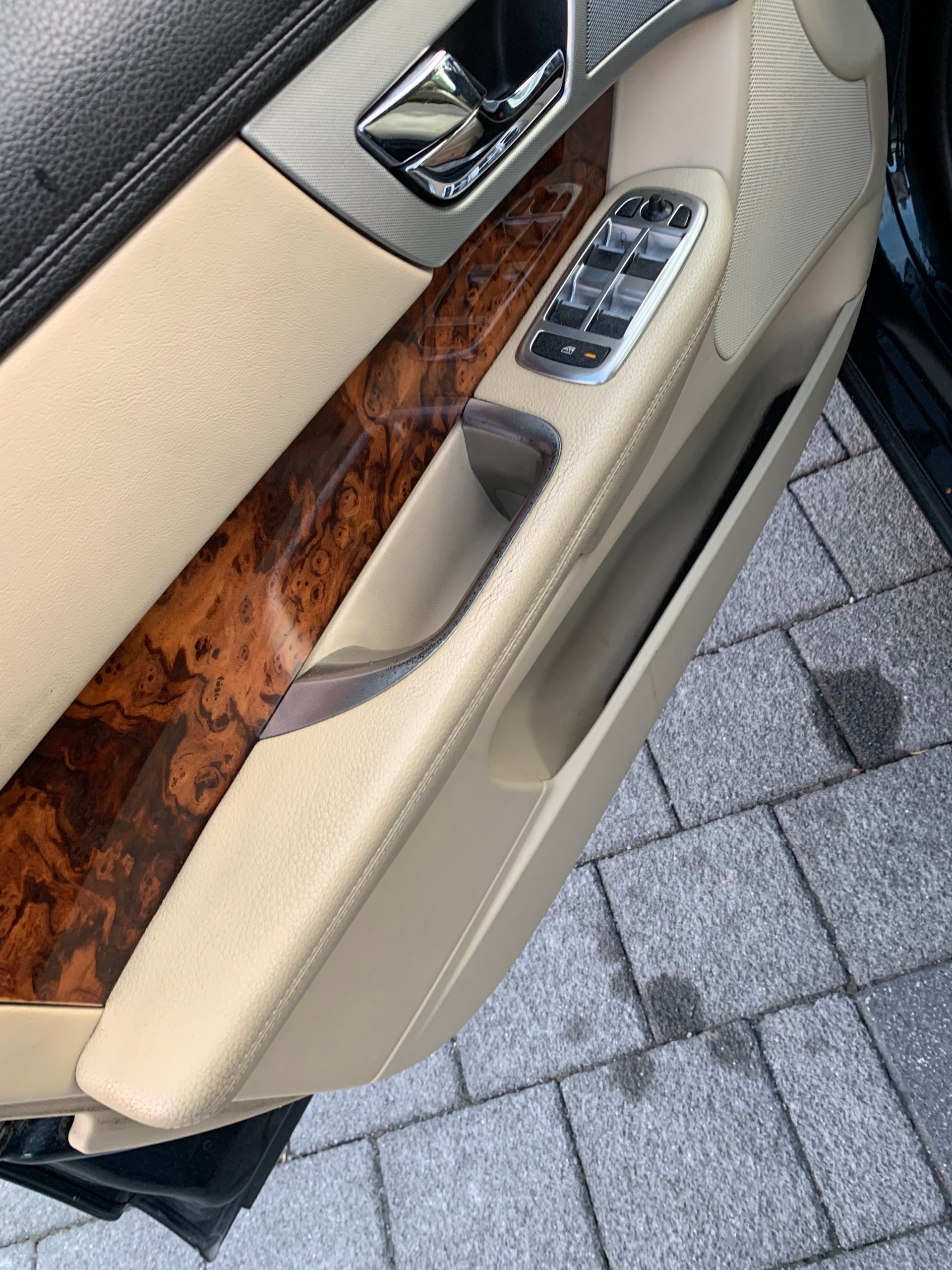 JAGUAR XF Sportbrake 3.0d V6 Premium Luxury-image-8