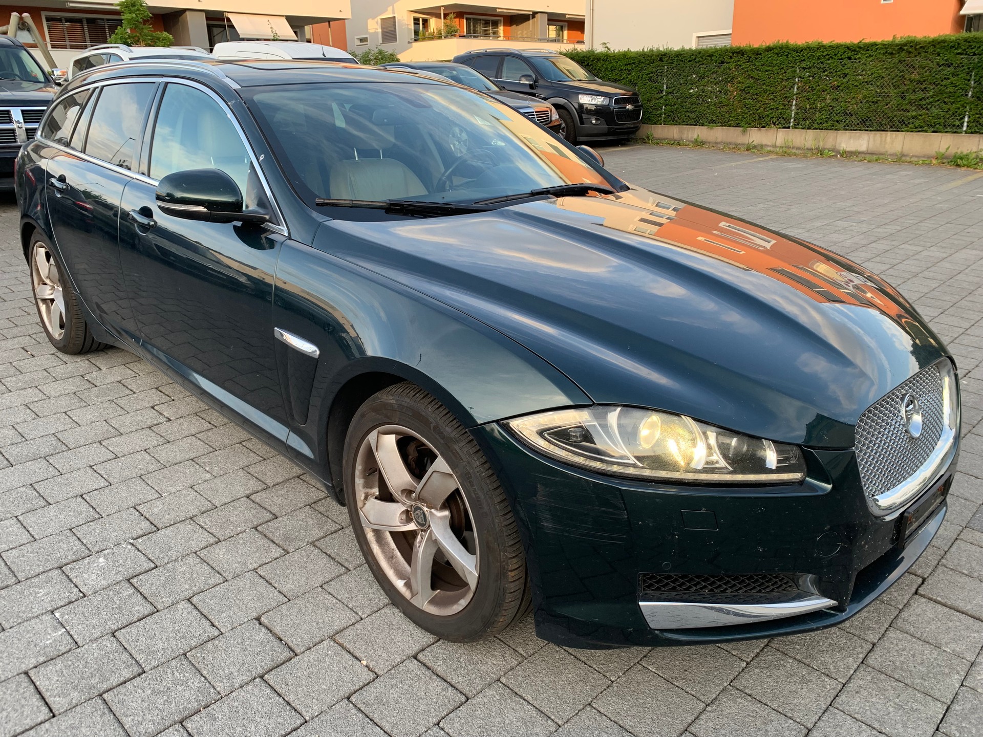 JAGUAR XF Sportbrake 3.0d V6 Premium Luxury-image-1