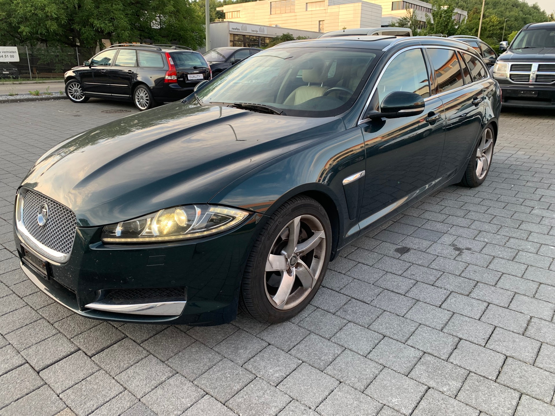 JAGUAR XF Sportbrake 3.0d V6 Premium Luxury-image-0