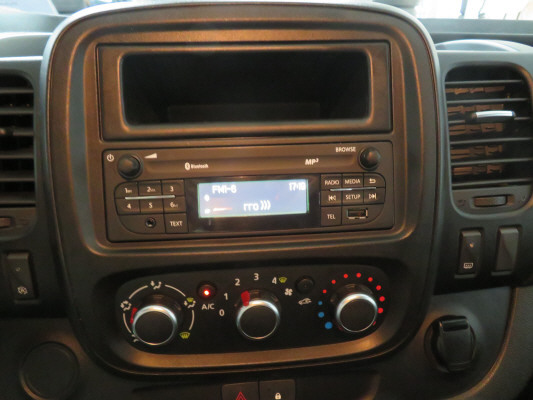 RENAULT Trafic Ene dCi120 2.0 Bus-image-10