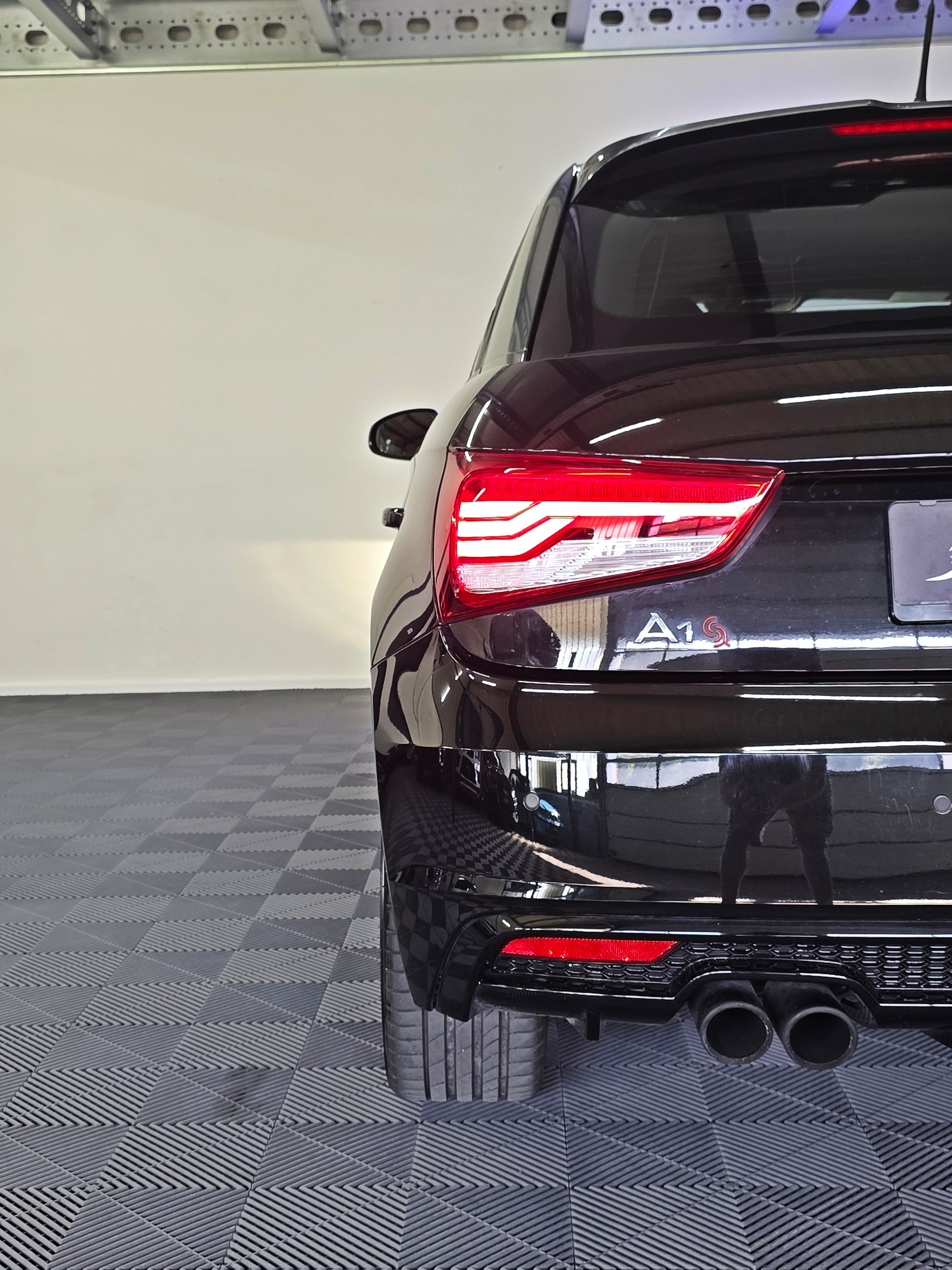 AUDI A1 Sportback 1.8 TFSI Sport S-tronic-image-7