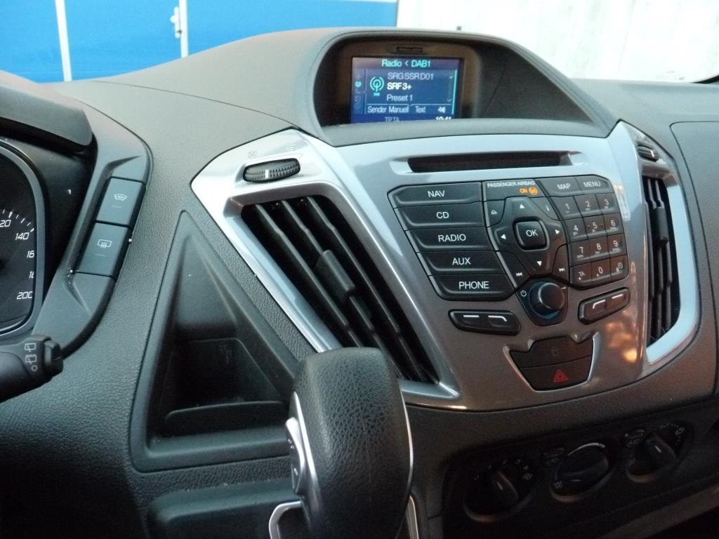 FORD Tourneo Custom 310 L1H1 Titanium / 170PS / Automat / Zahnriemen frisch-image-4
