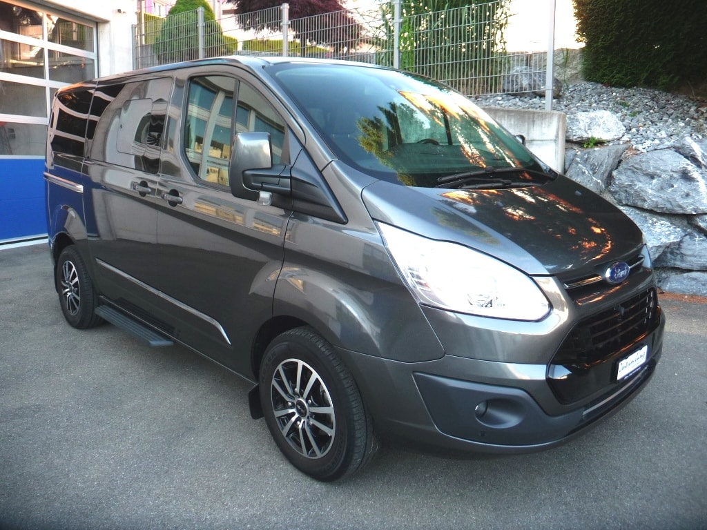 FORD Tourneo Custom 310 L1H1 Titanium / 170PS / Automat / Zahnriemen frisch