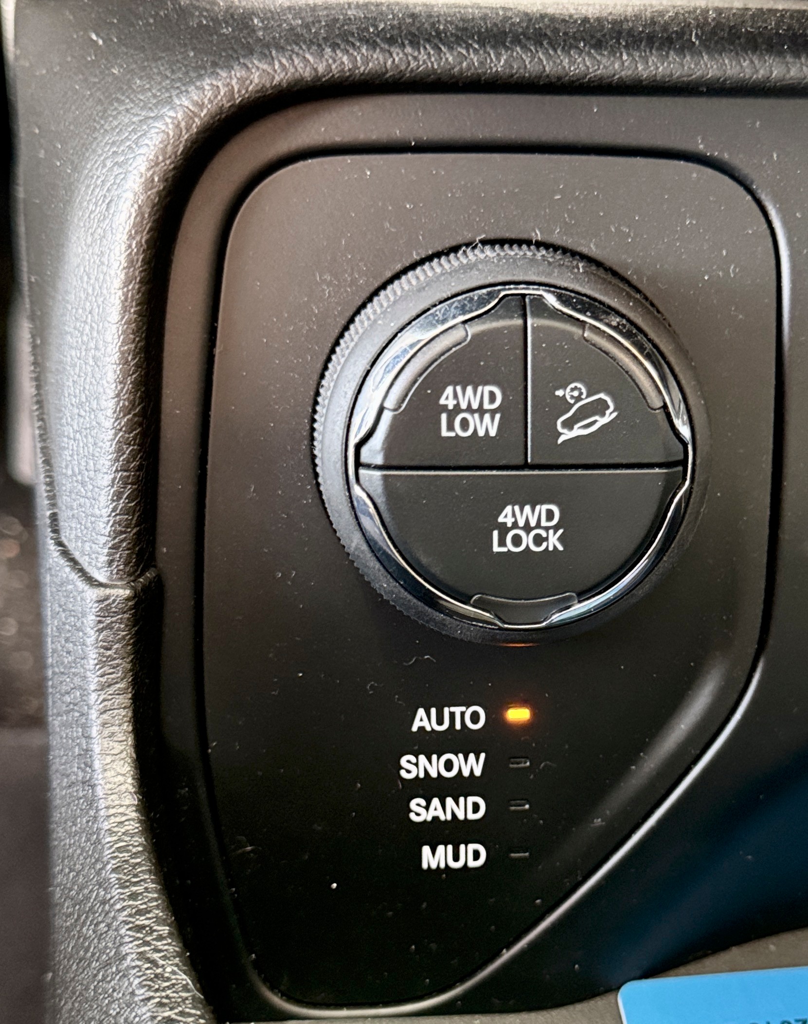 JEEP 2.0 CRD 140 Limited AWD-image-4