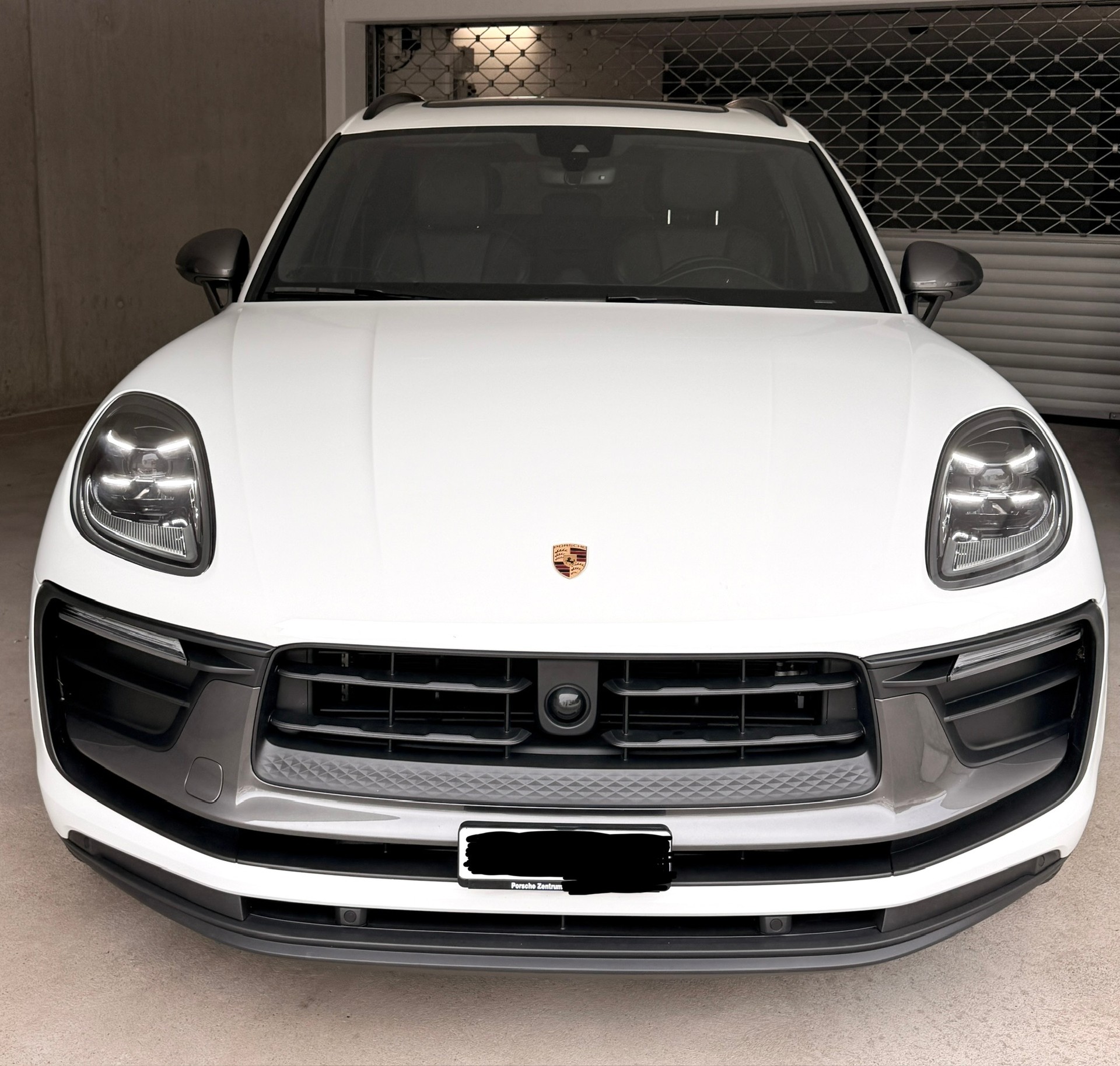 PORSCHE MACAN T PDK-image-3