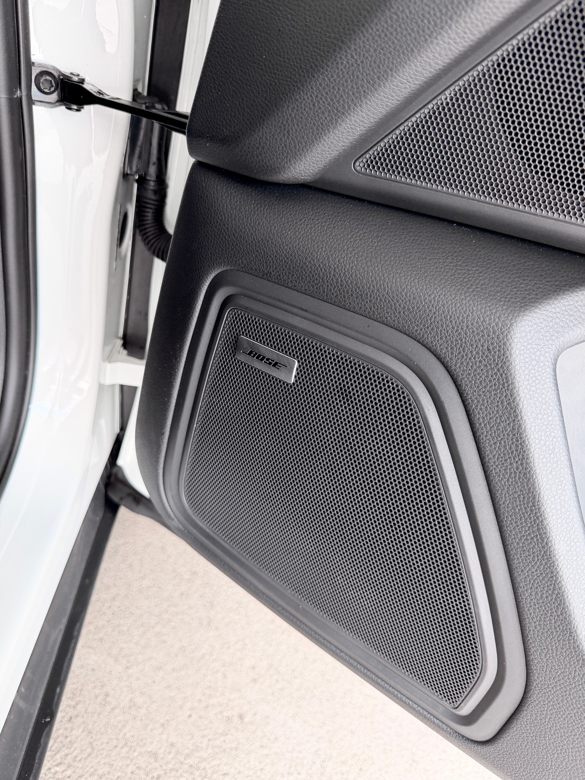 PORSCHE MACAN T PDK-image-9