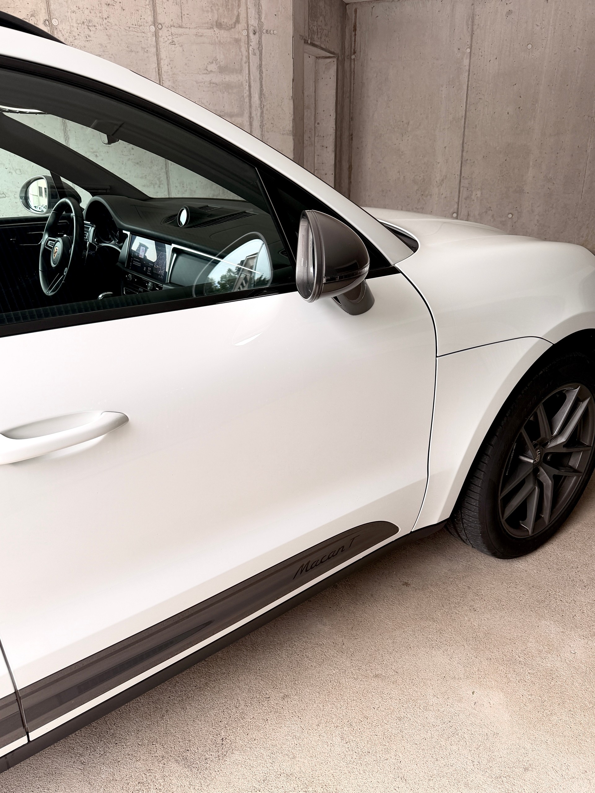 PORSCHE MACAN T PDK-image-5