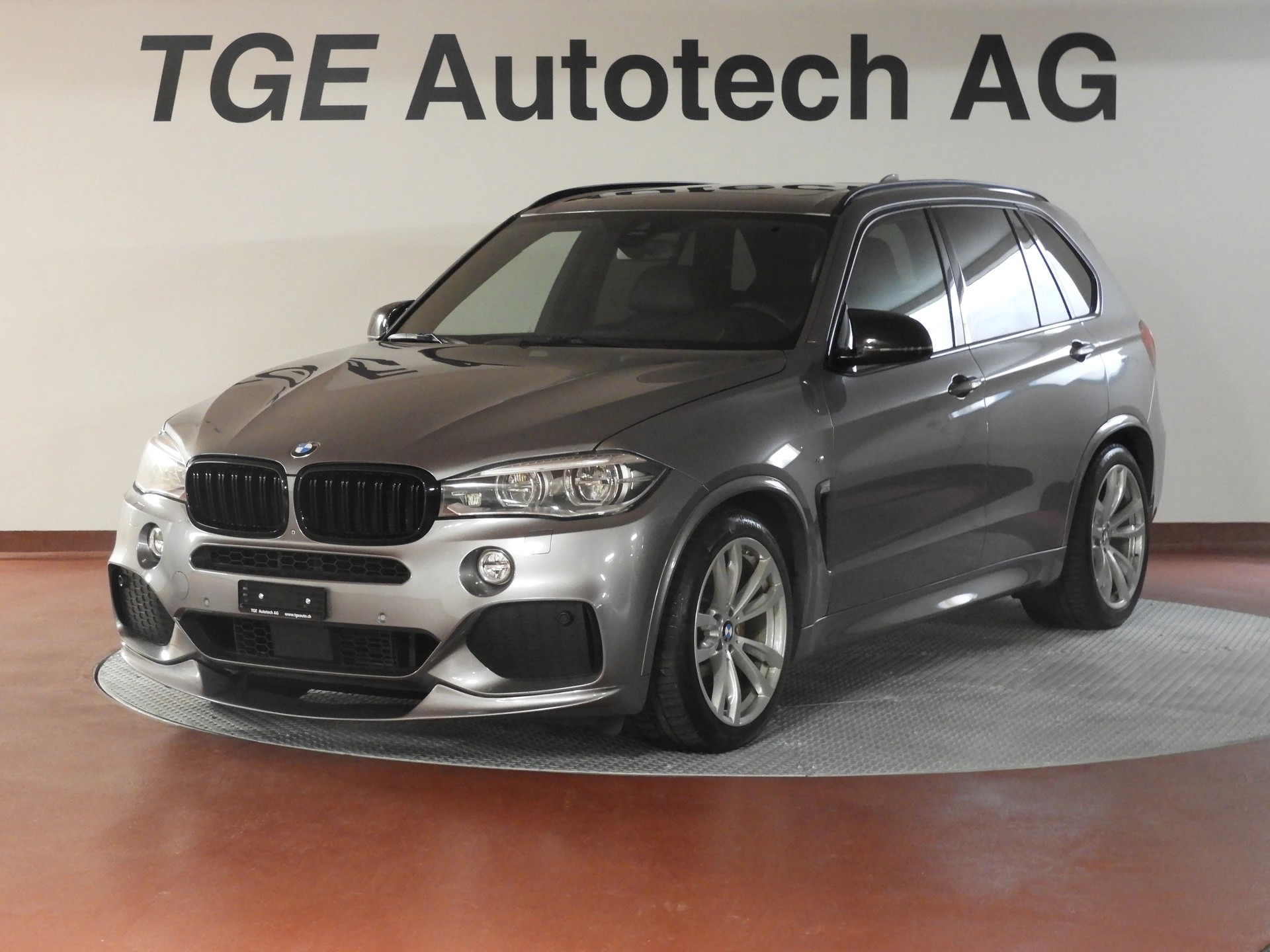 BMW X5 xDrive 40d Steptronic M Sport-image-0