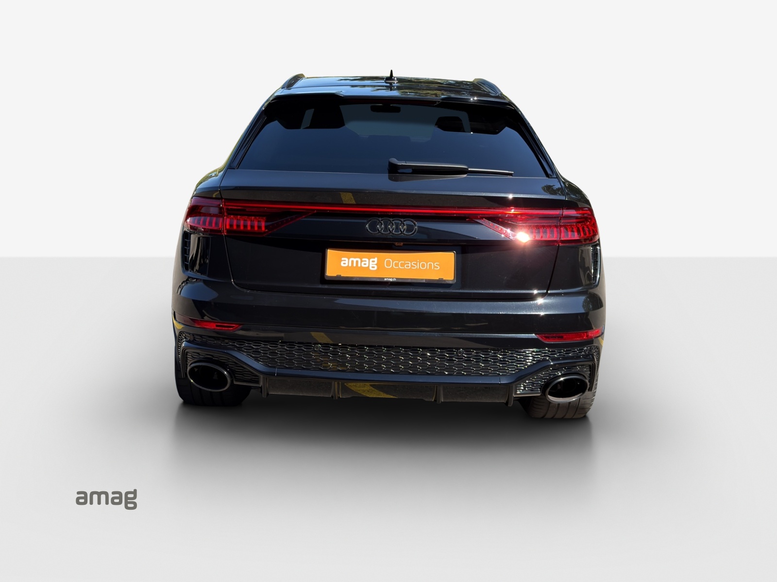 AUDI RSQ8 quattro tiptronic-showroom-element-3