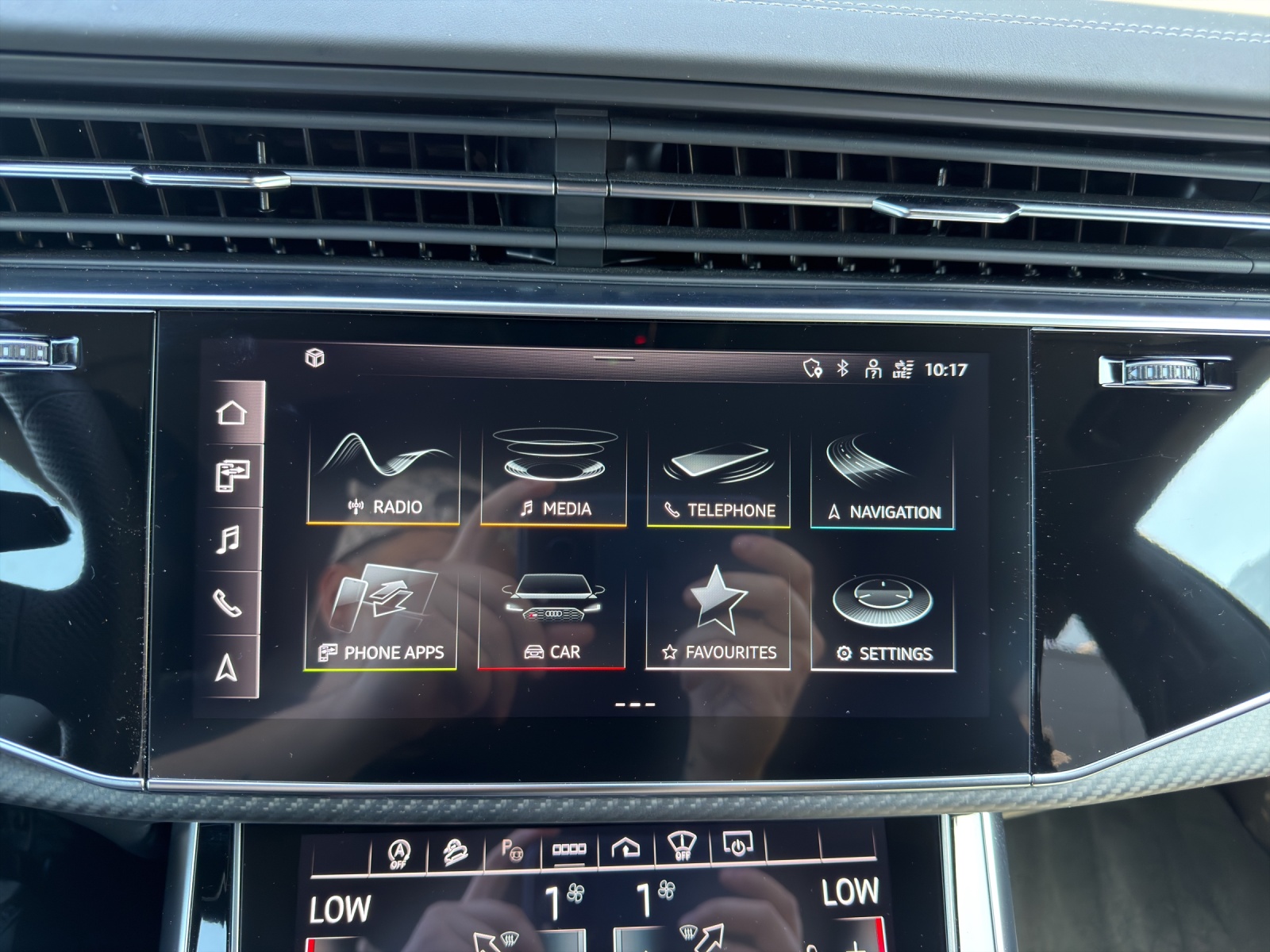 AUDI RSQ8 quattro tiptronic-image-14