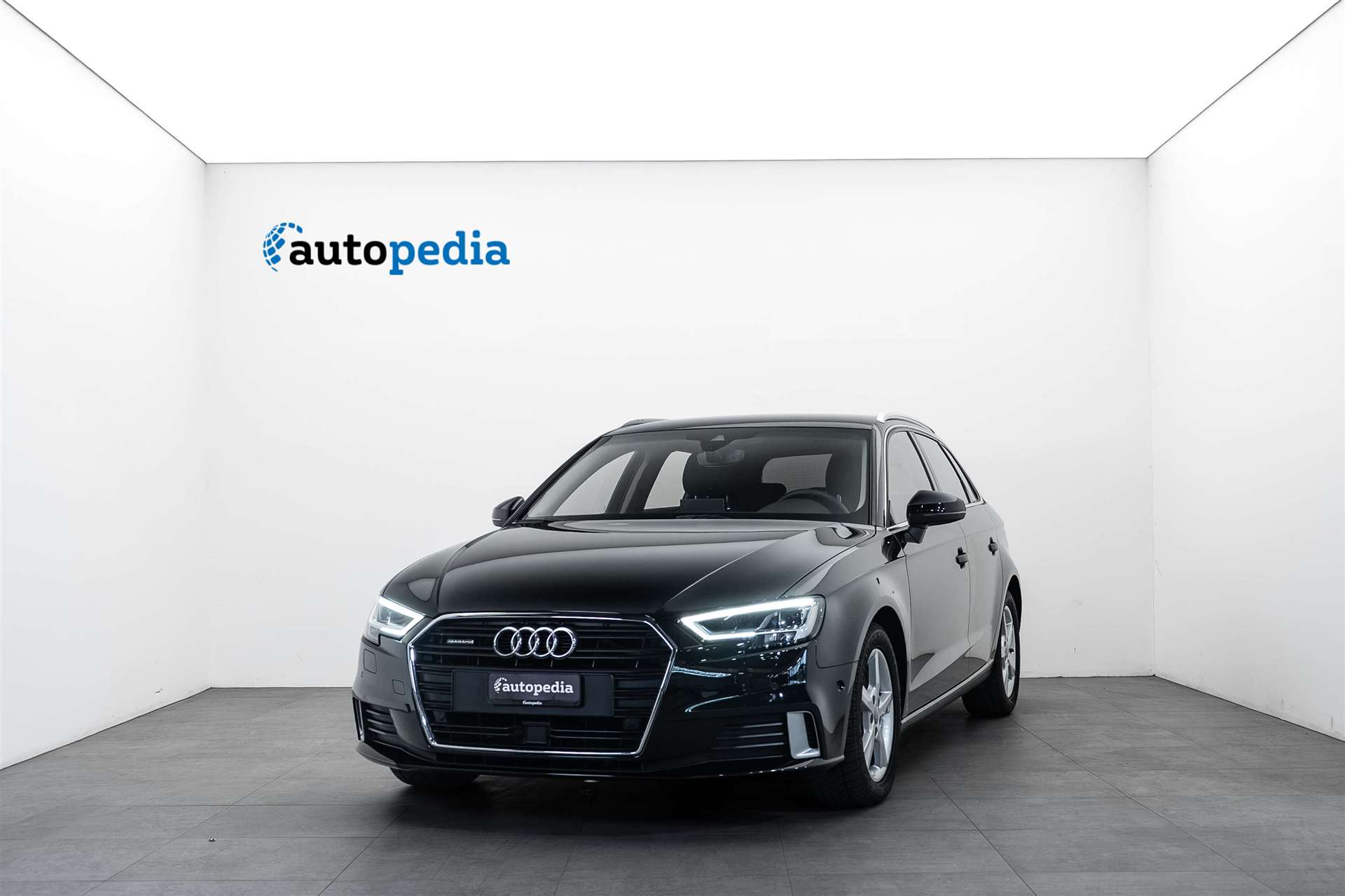 AUDI A3 Sportback 40 TFSI Sport quattro S-tronic-image-0