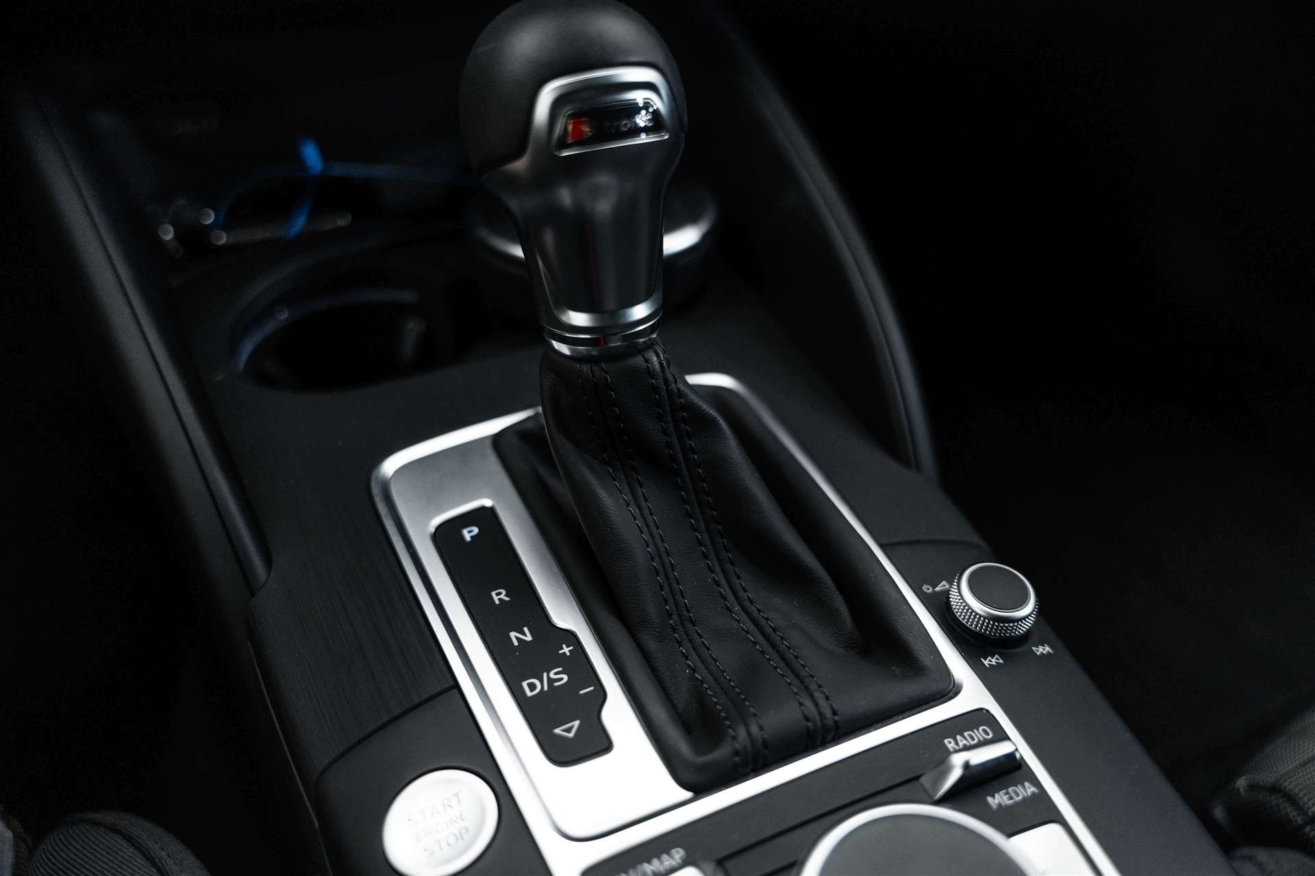 AUDI A3 Sportback 40 TFSI Sport quattro S-tronic-image-20